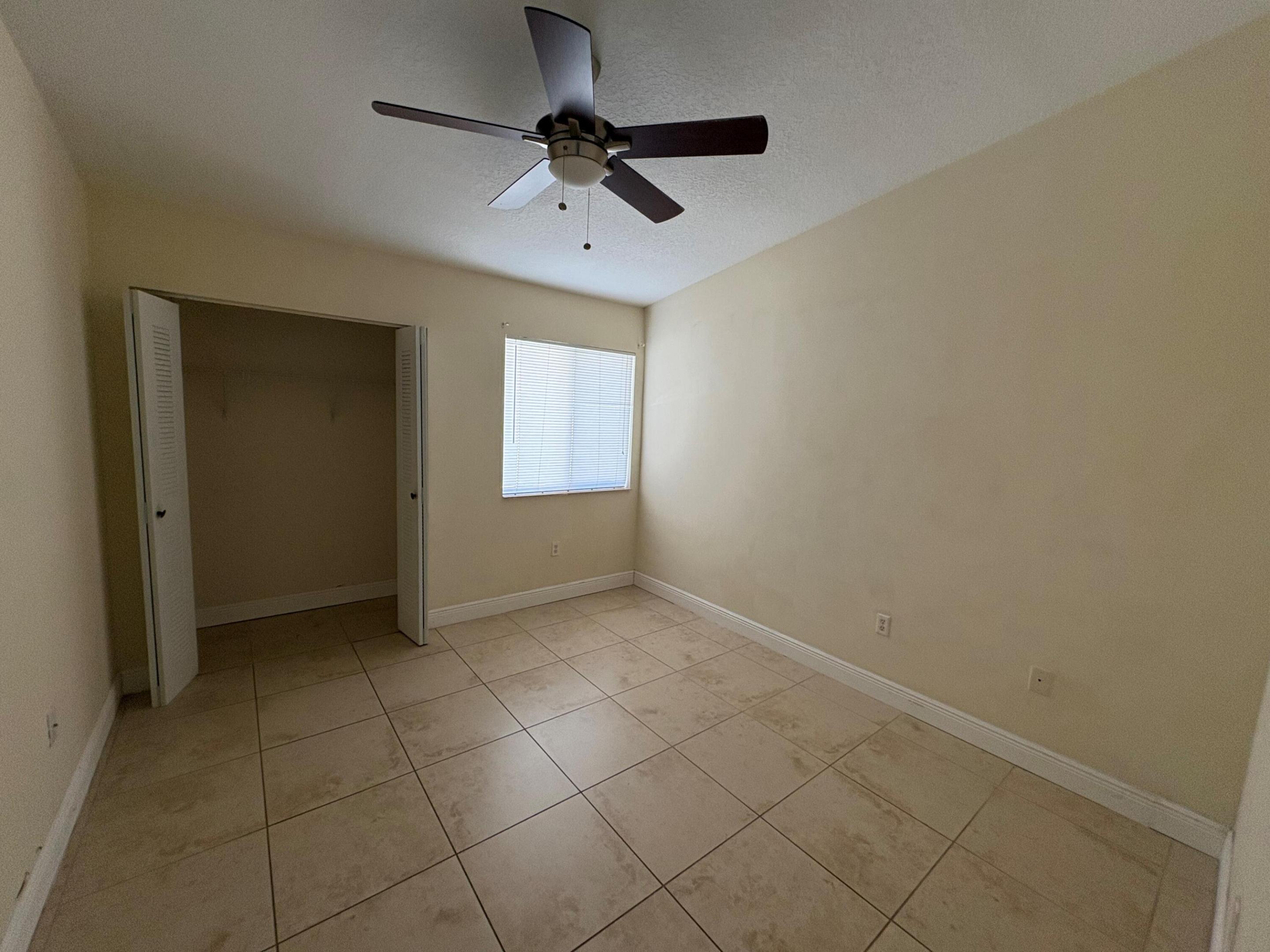 6235 Sw 47th Manor 202 Property Photo 4