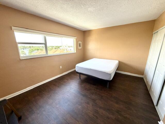 300 Oregon Street 408 Property Photo 13