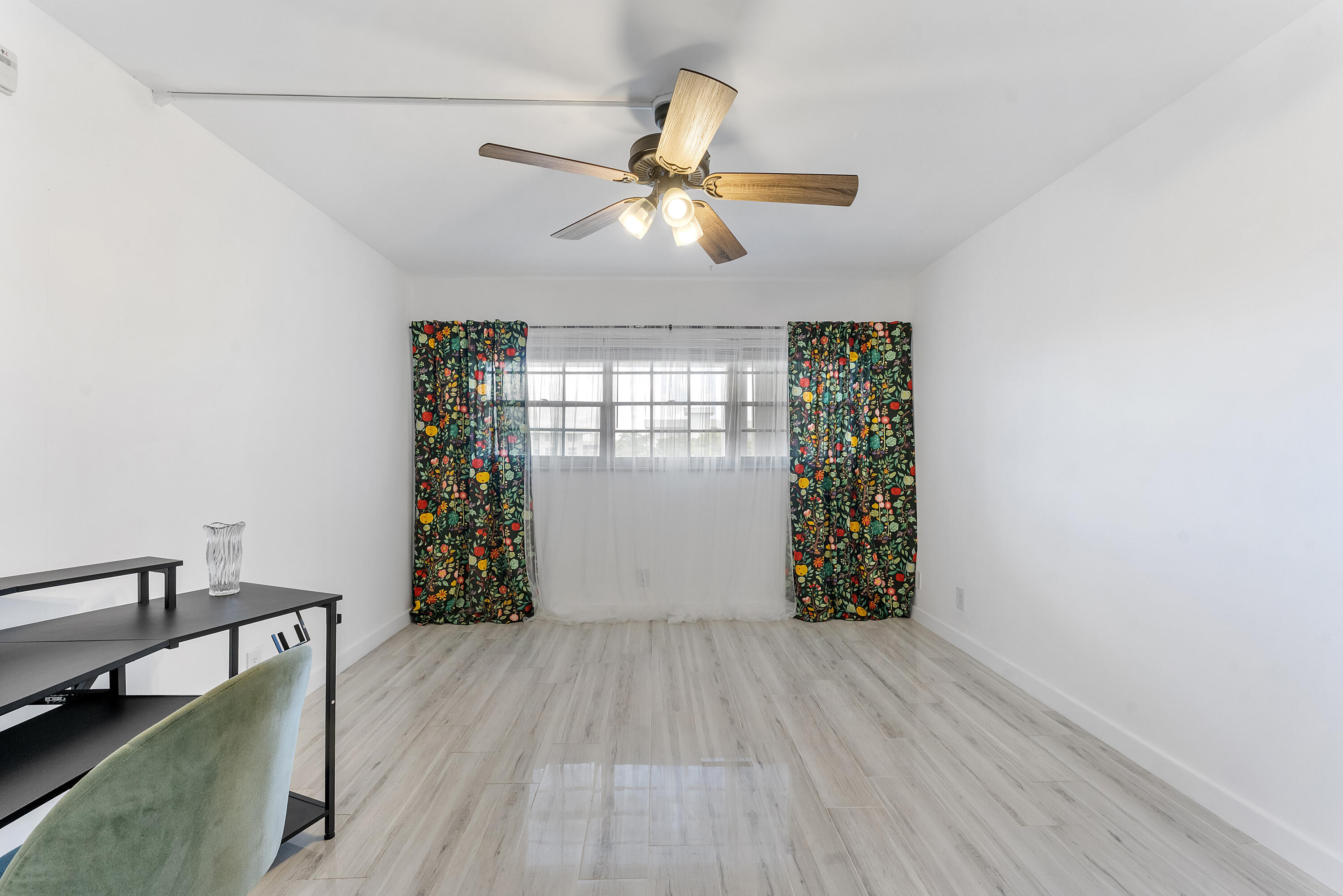 3001 S Course Drive 502 Property Photo 16