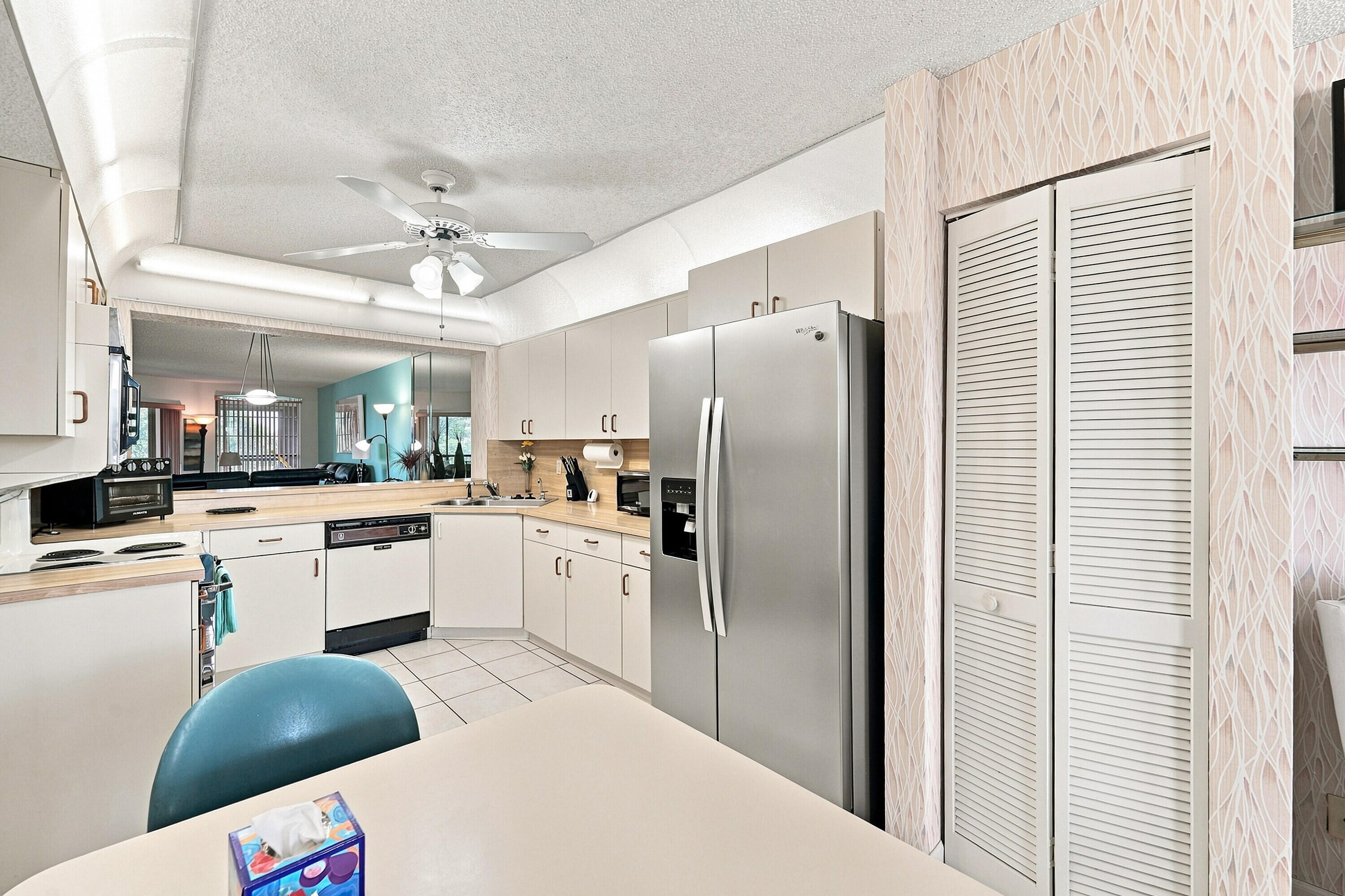 7254 Fairfax Drive 304 Property Photo 5