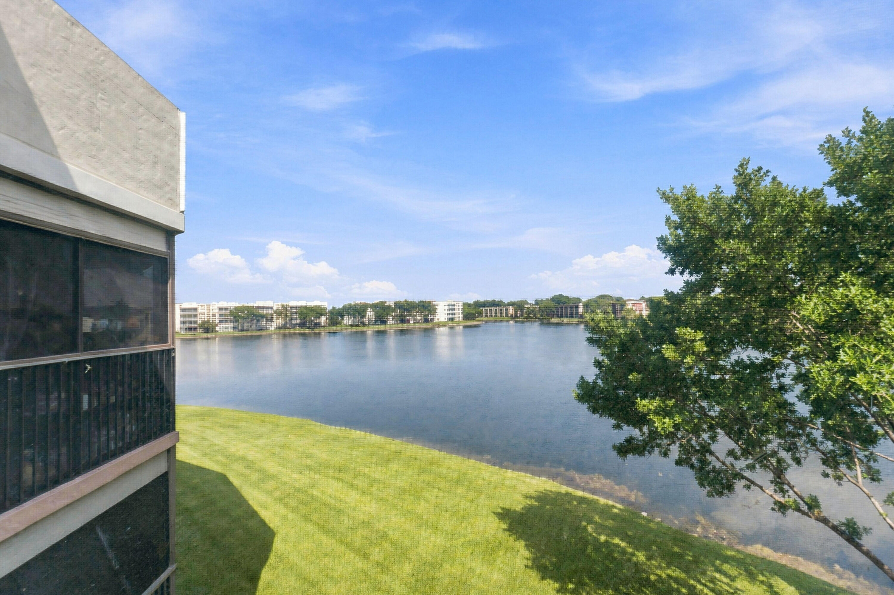 7254 Fairfax Drive 304 Property Photo 16