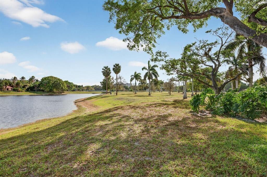 3200 N Course Lane 116 Property Photo 33