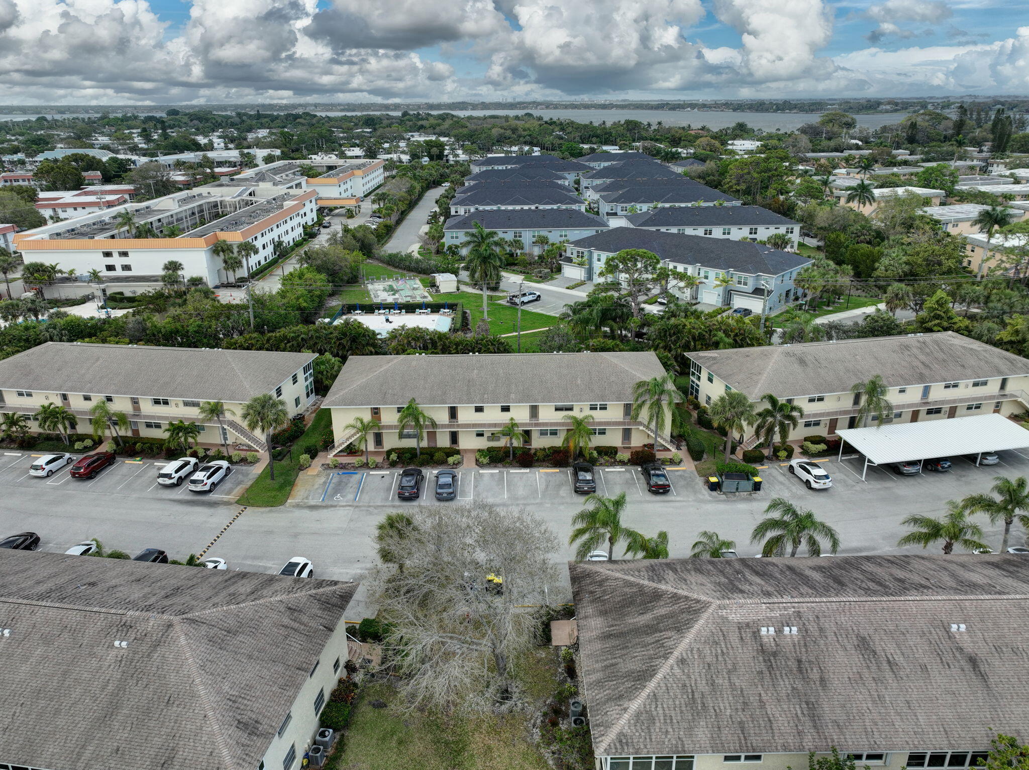 2950 Se Ocean Boulevard 134-5 Property Photo 28