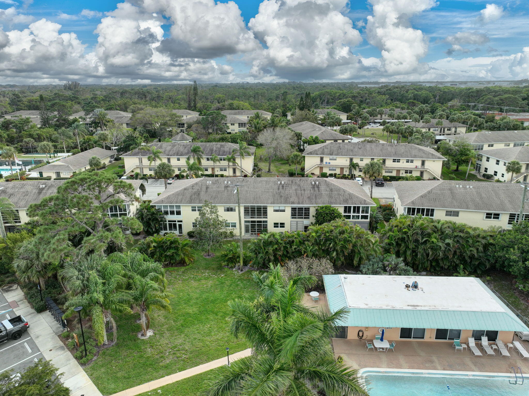 2950 Se Ocean Boulevard 134-5 Property Photo 36