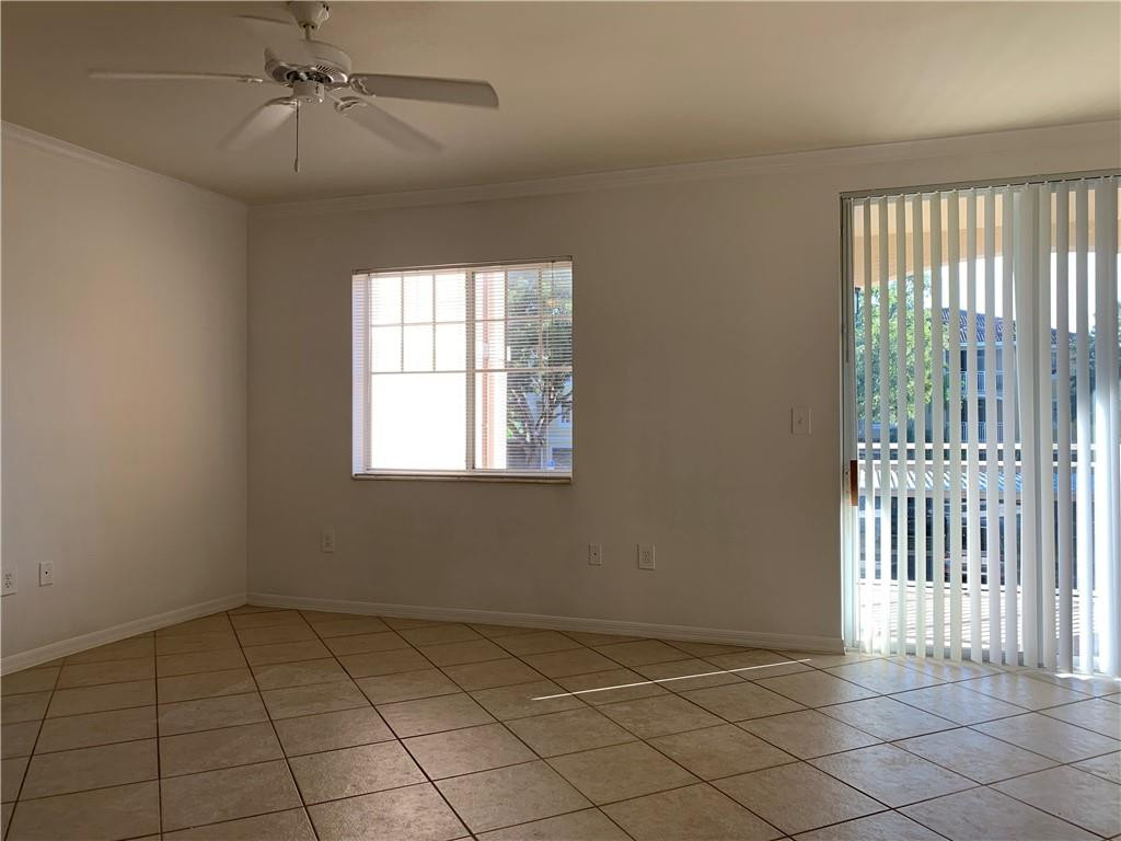 6533 Emerald Dunes Drive 203 Property Photo 10