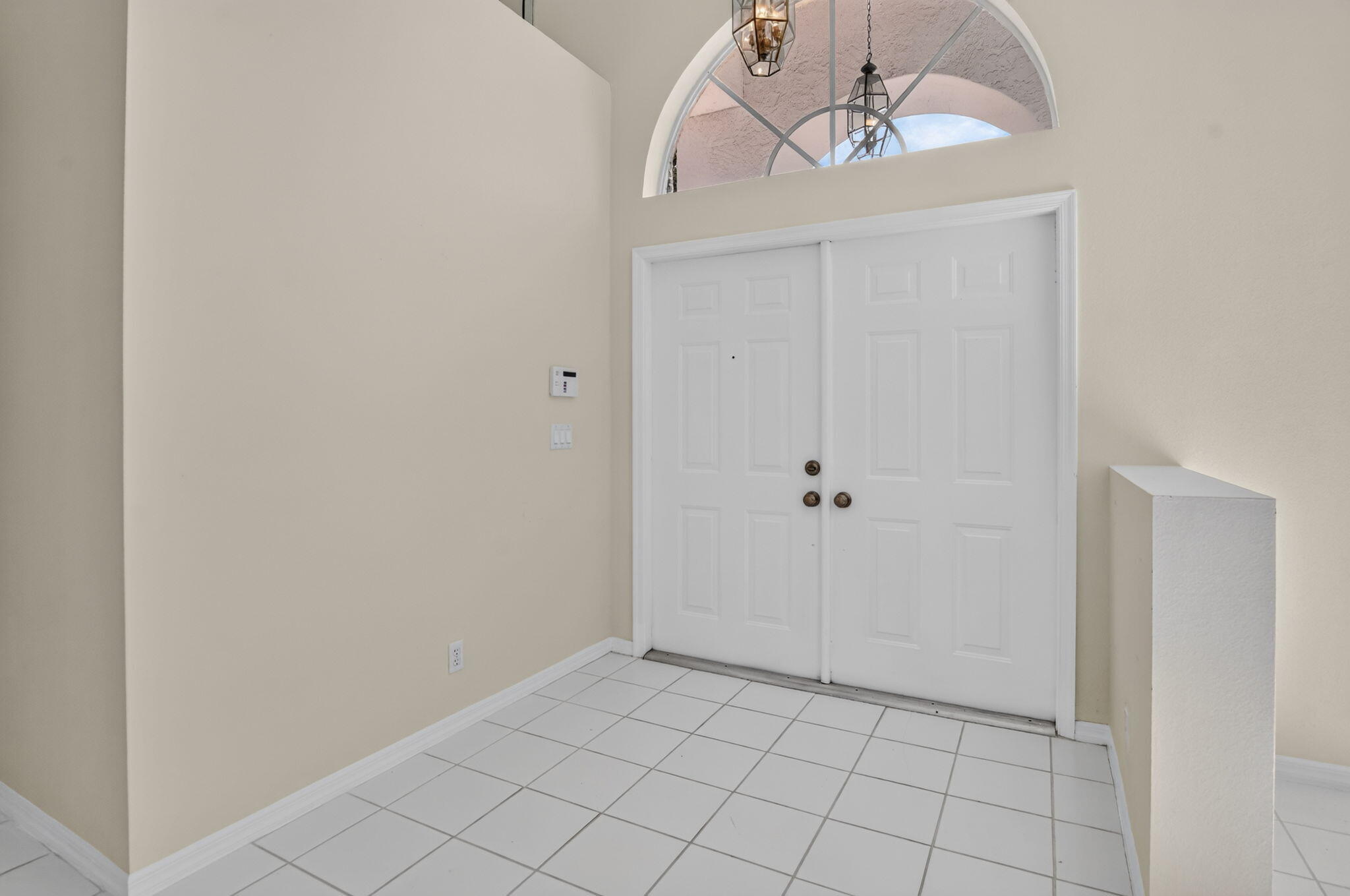 10031 Lexington Estates Boulevard Property Photo 2