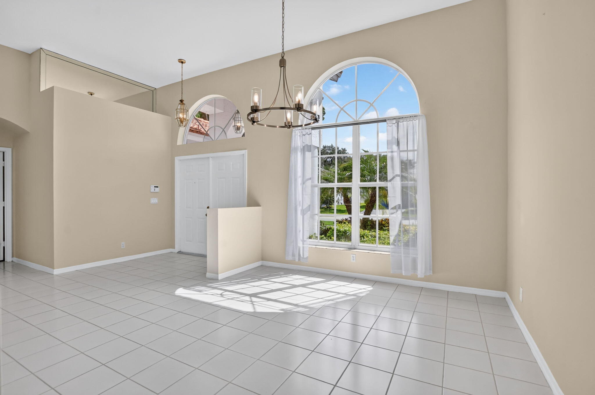 10031 Lexington Estates Boulevard Property Photo 5