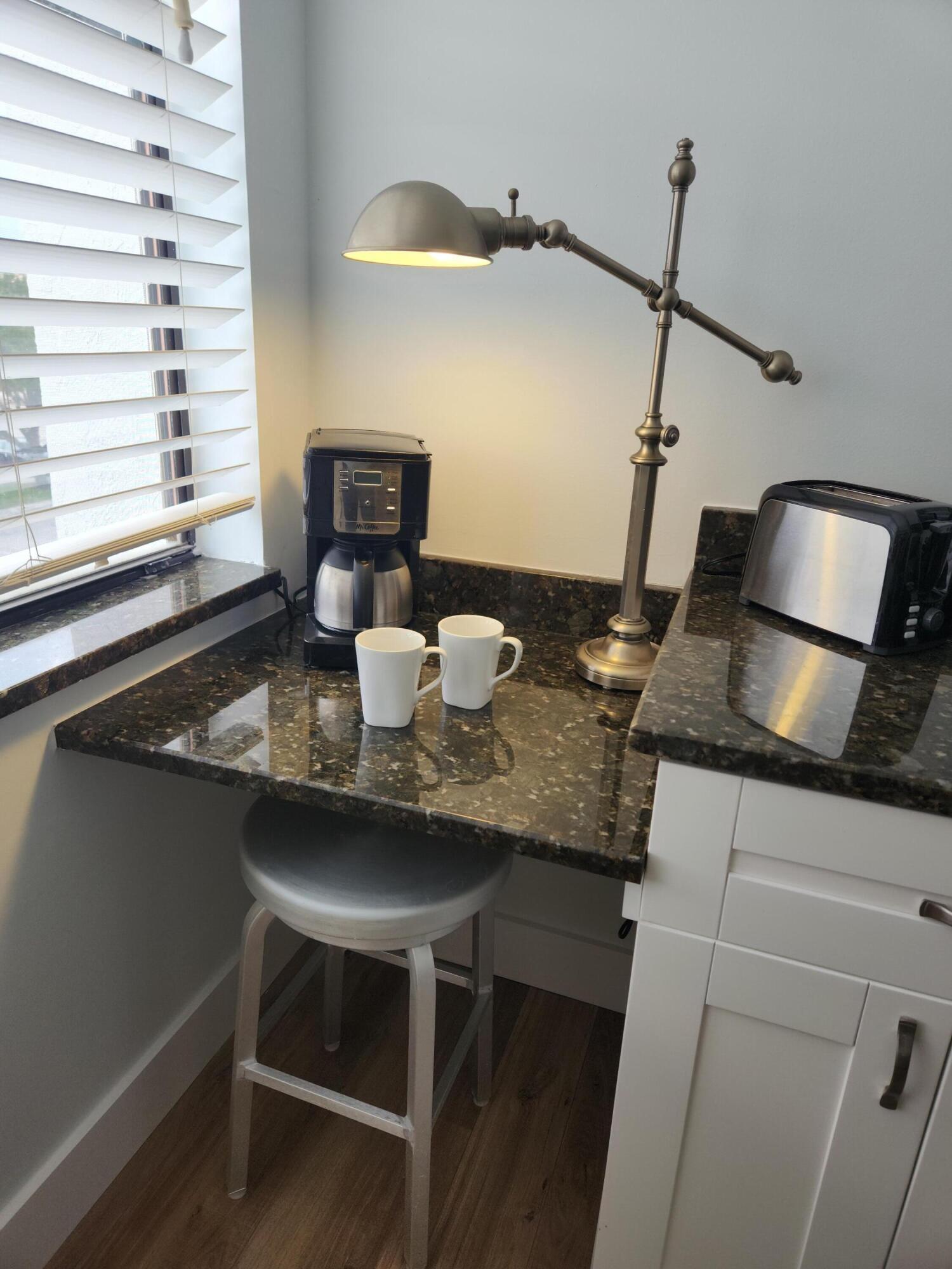 825 Egret Circle 311 Property Photo 5