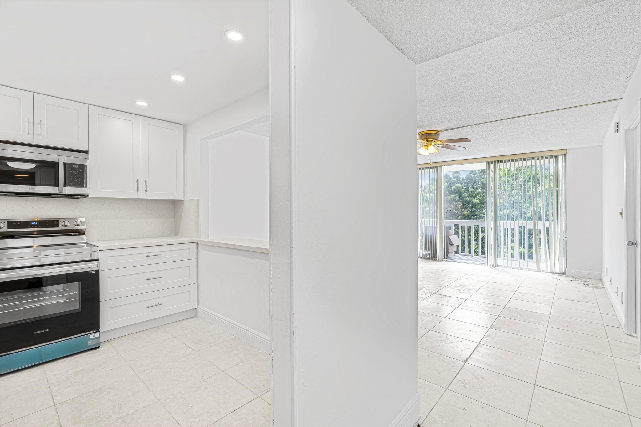 7081 Environ Boulevard 439 Property Photo 4