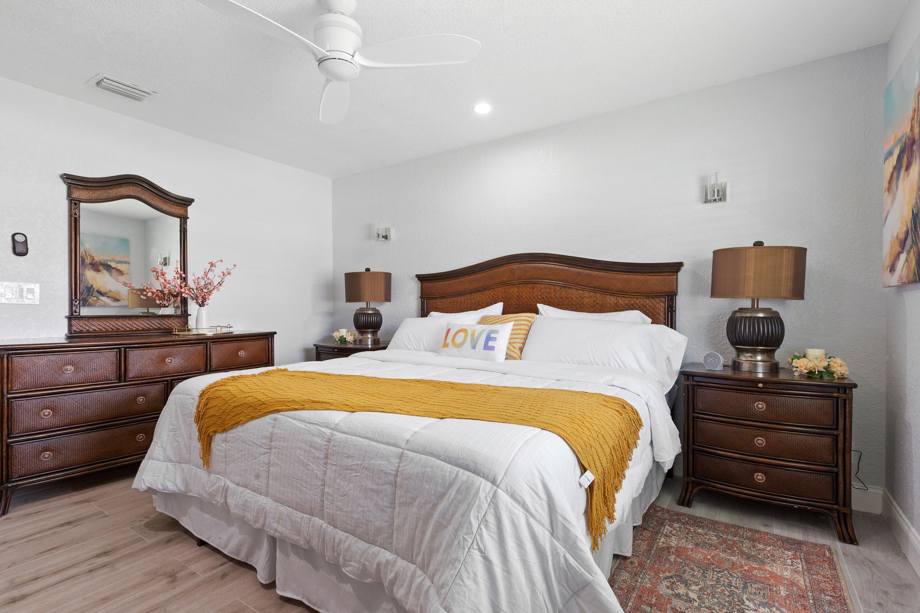 10044 Dasheen Avenue Property Photo 8