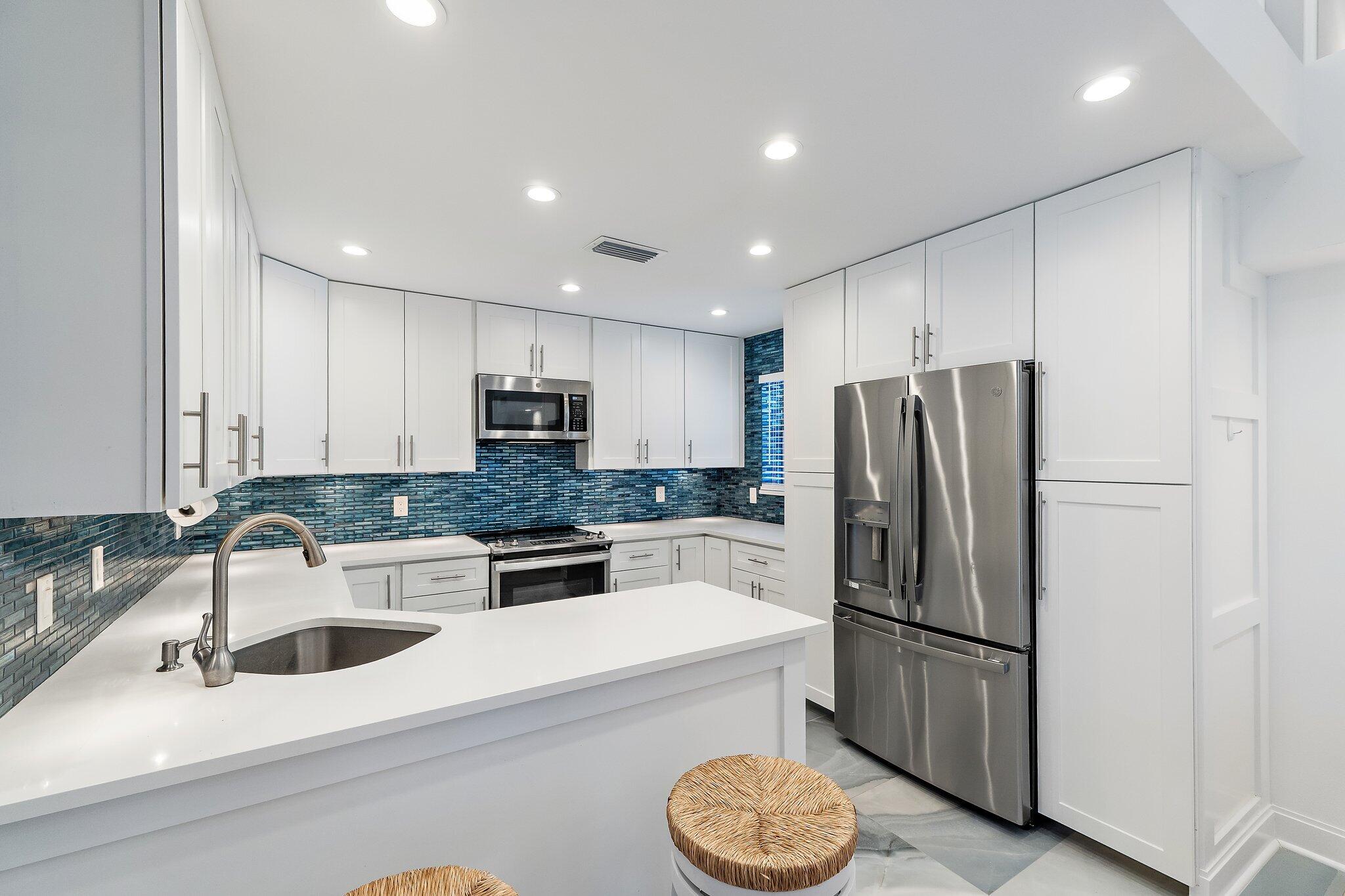 B26065761 Property Photo 26