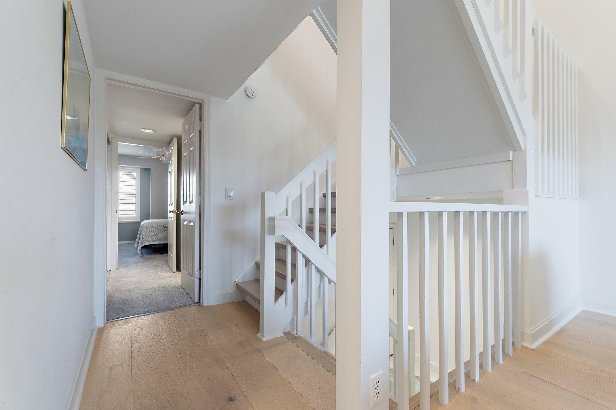 B26065761 Property Photo 31