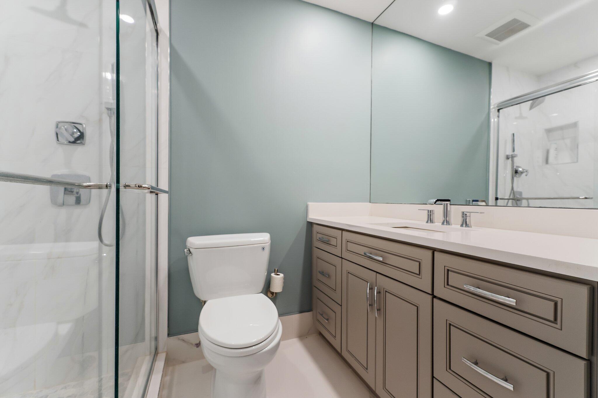 B26065761 Property Photo 42
