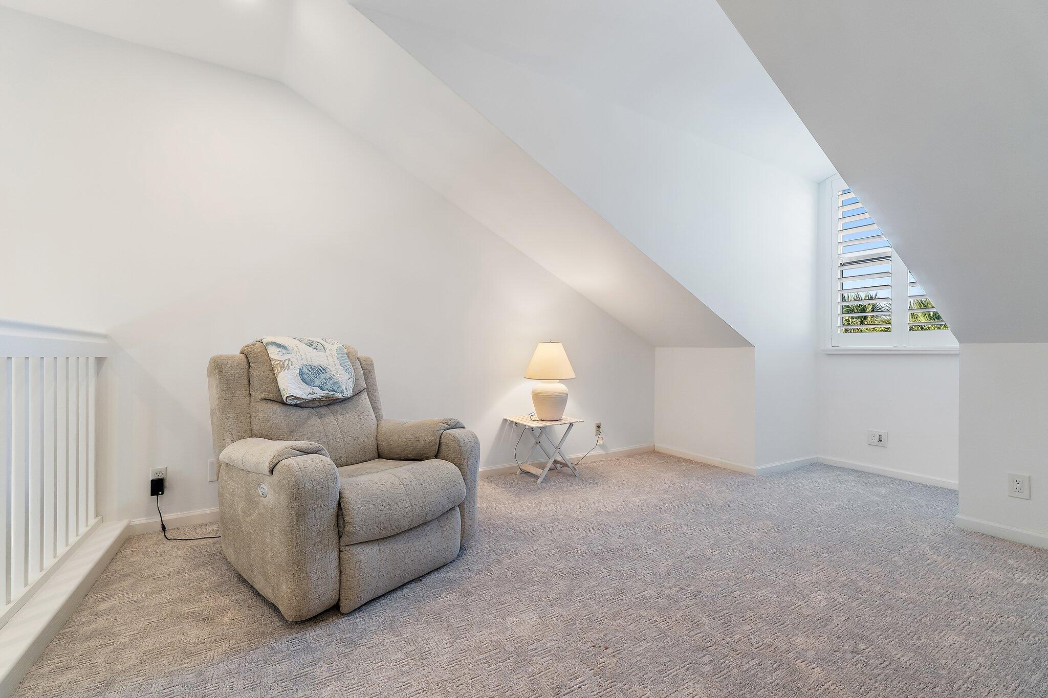 B26065761 Property Photo 45