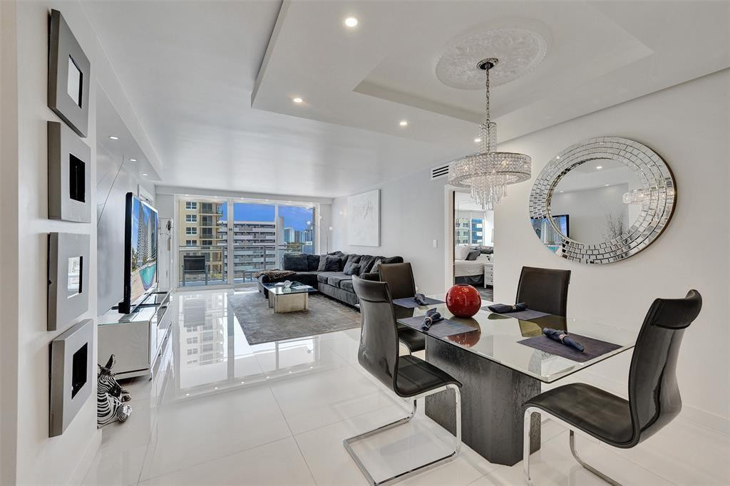 2030 S Ocean Drive 510 Property Photo 3