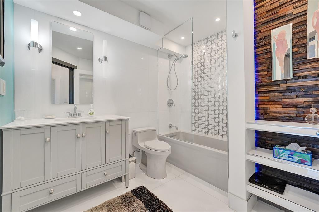 2030 S Ocean Drive 510 Property Photo 25