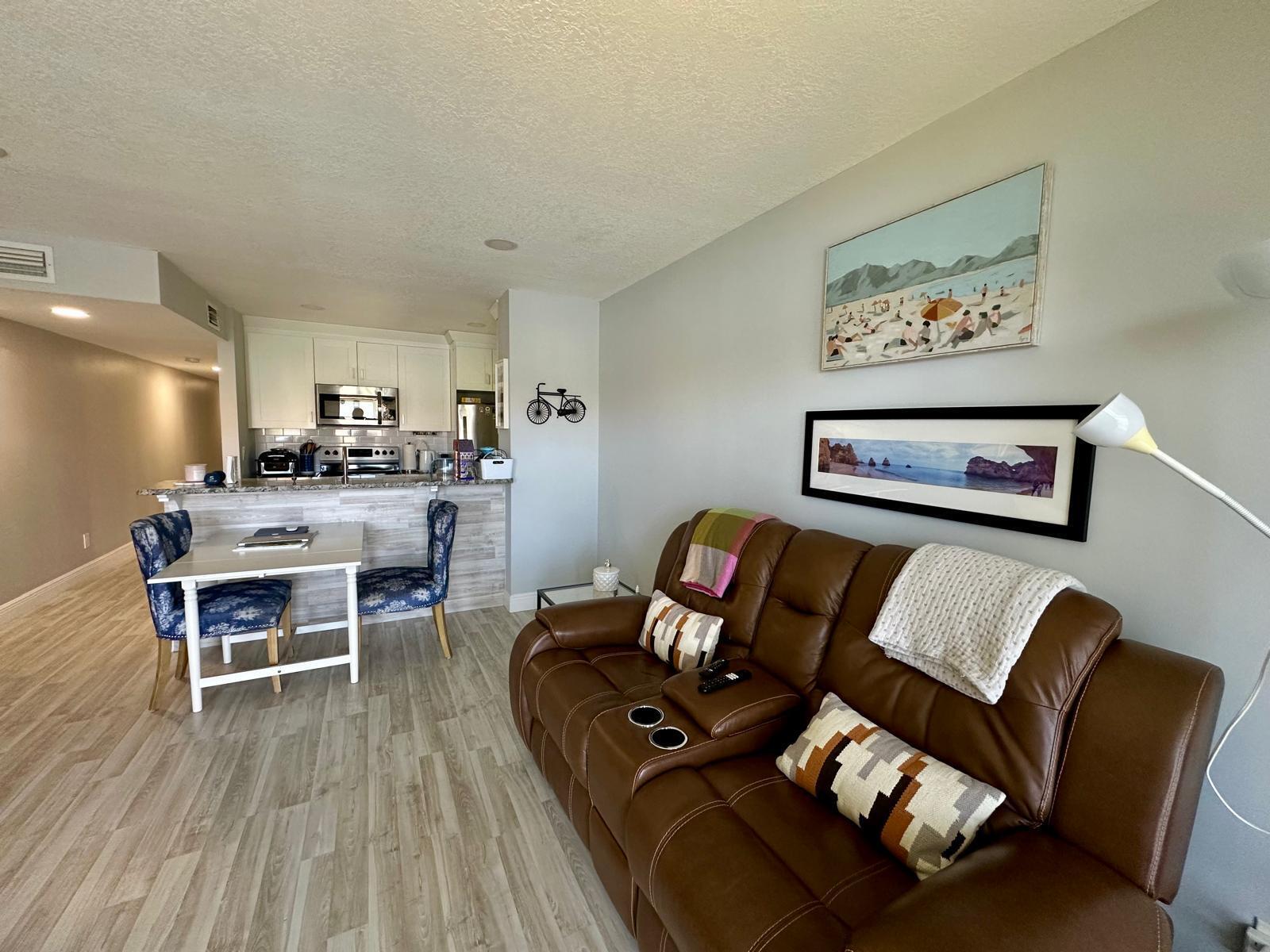 155 Cypress Point Drive Property Photo 6