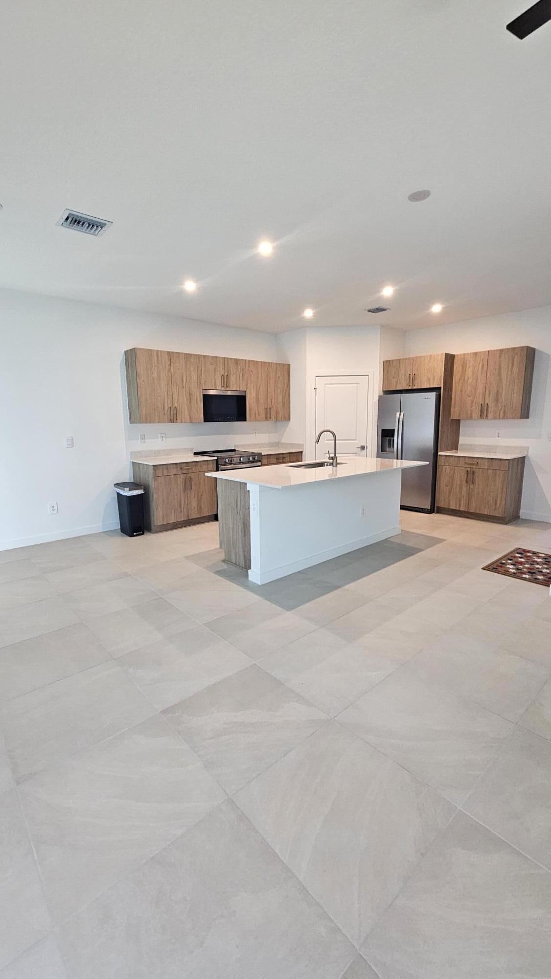 5351 Se Cable Drive Property Photo 4