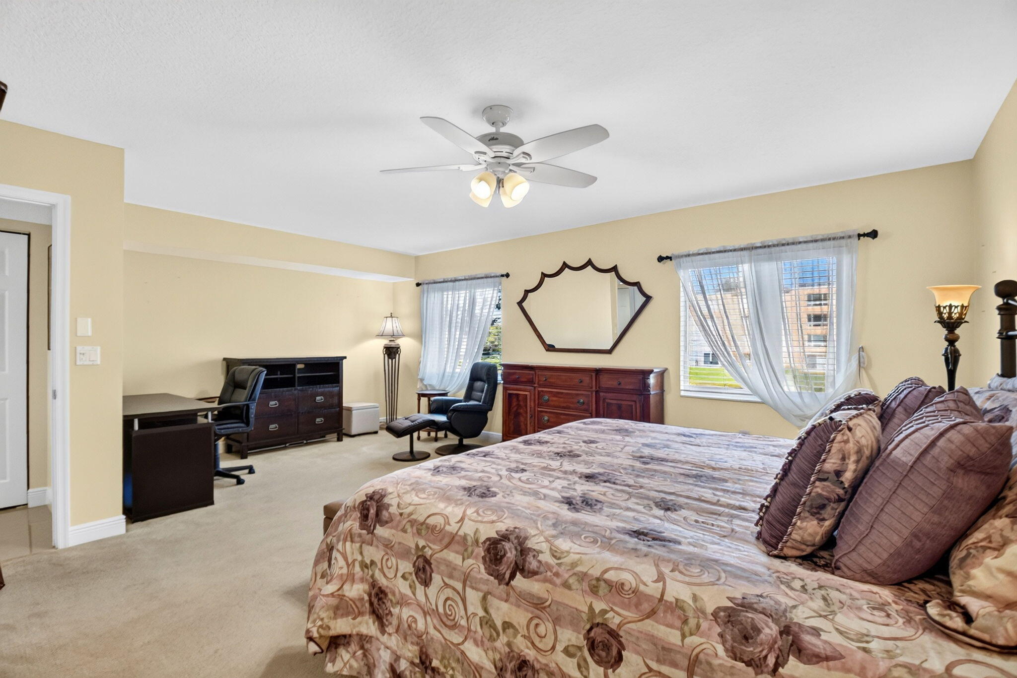12511 Imperial Isle Drive 205 Property Photo 12