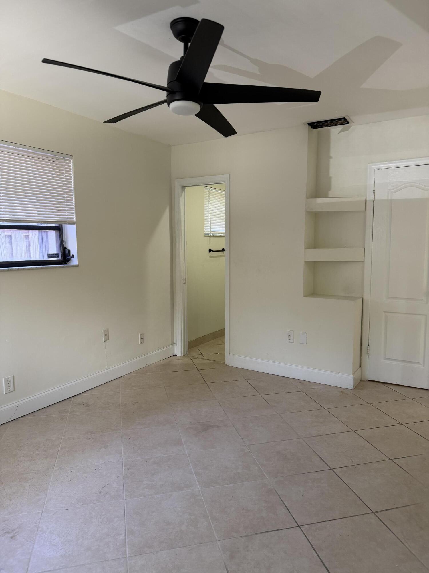 924 Johnson Street Property Photo 27