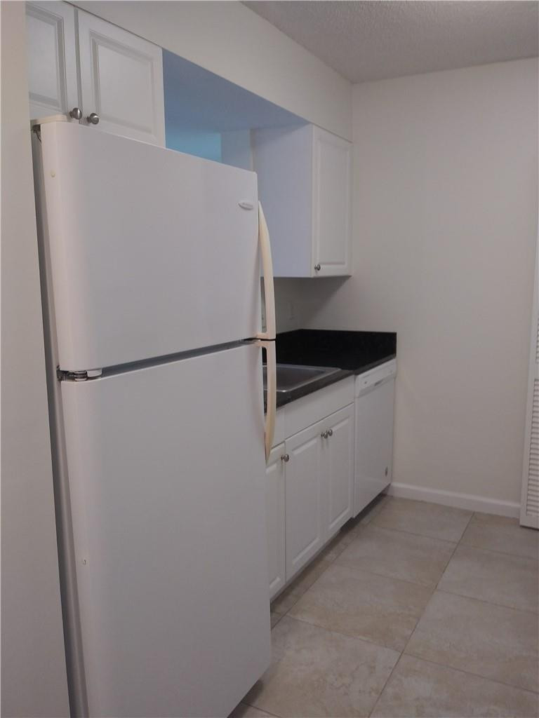 1341 Se 3rd Avenue 201 Property Photo 4
