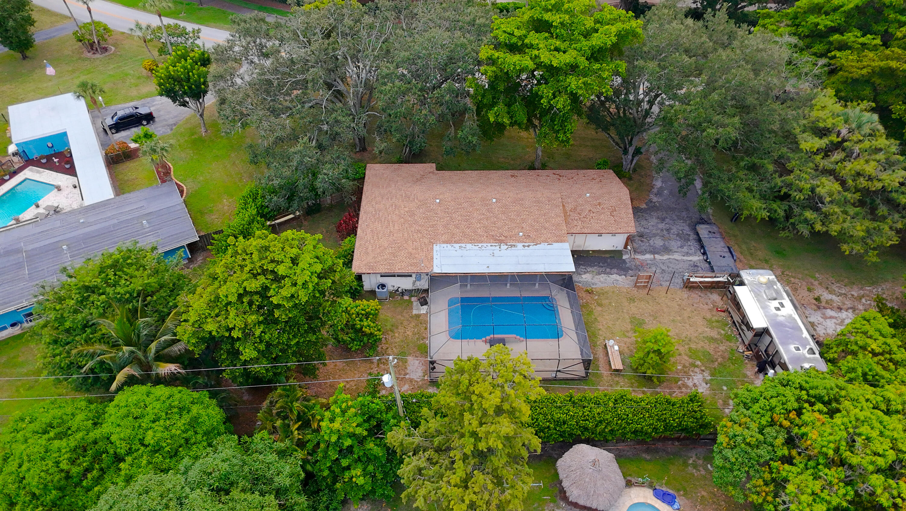 4511 E Country Club Circle Property Photo 2