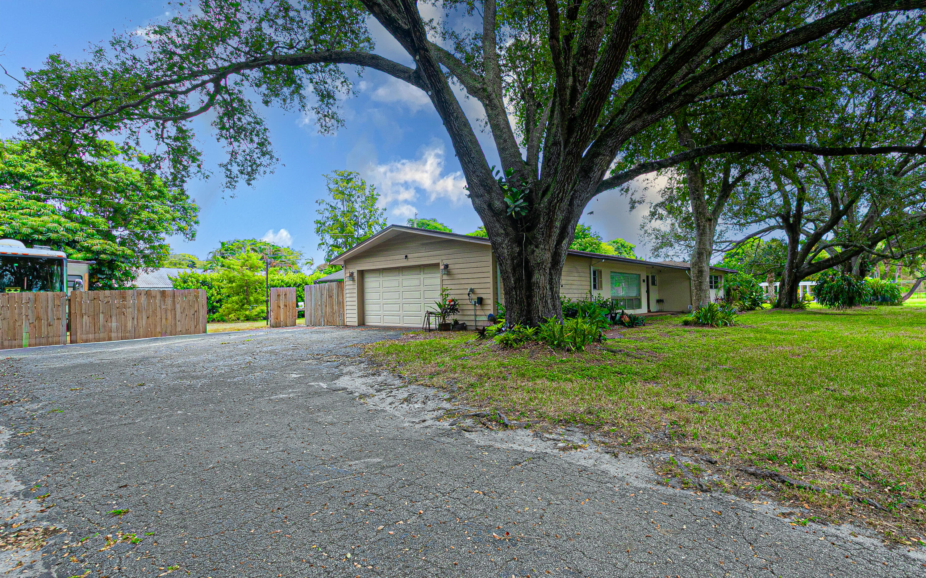 4511 E Country Club Circle Property Photo 12