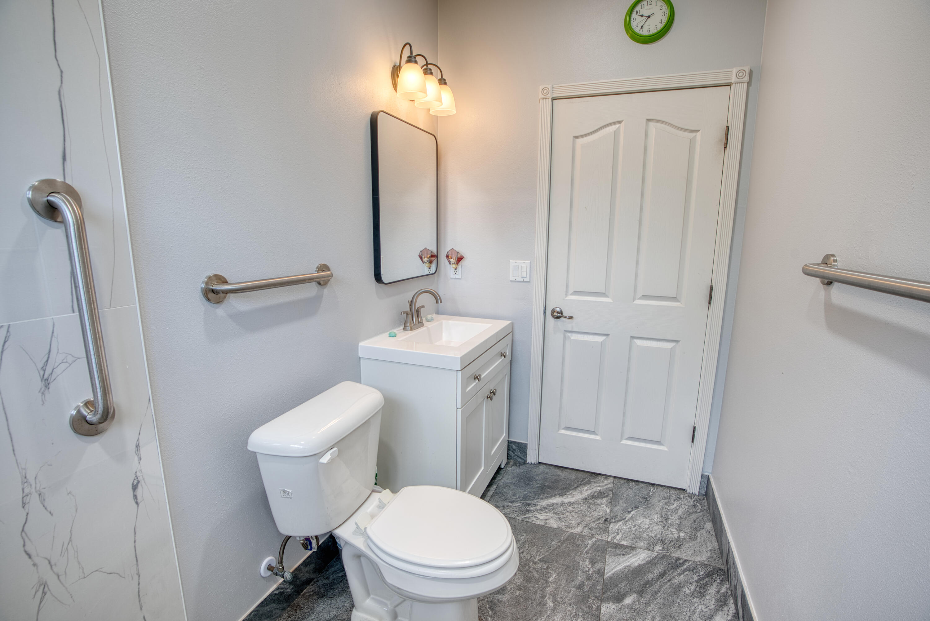 2142 Se Morningside Boulevard Property Photo 28