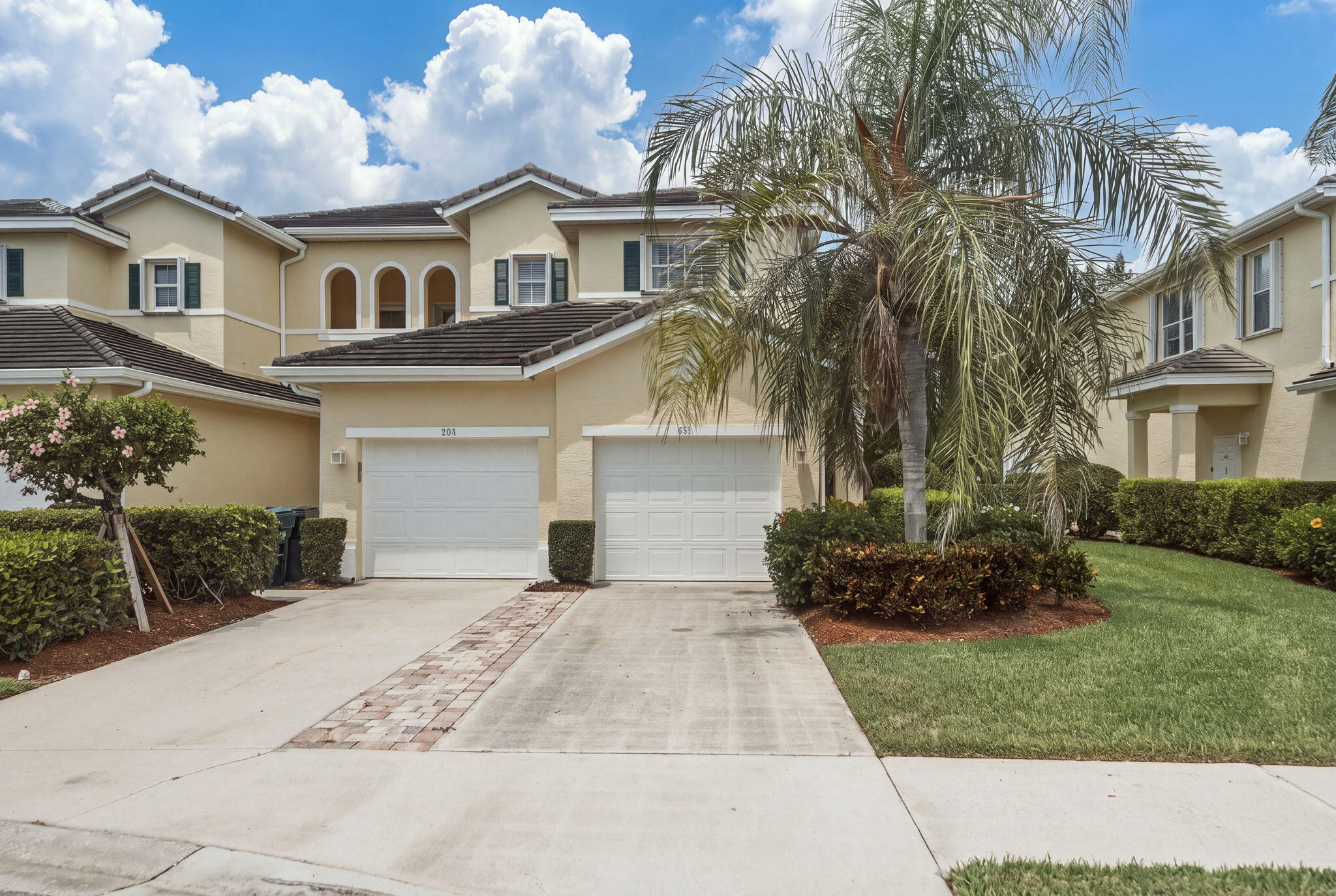 301 Southstar Drive 1304