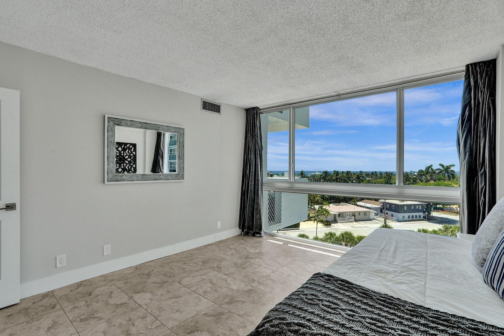 2715 N Ocean Boulevard 6c Property Photo 19