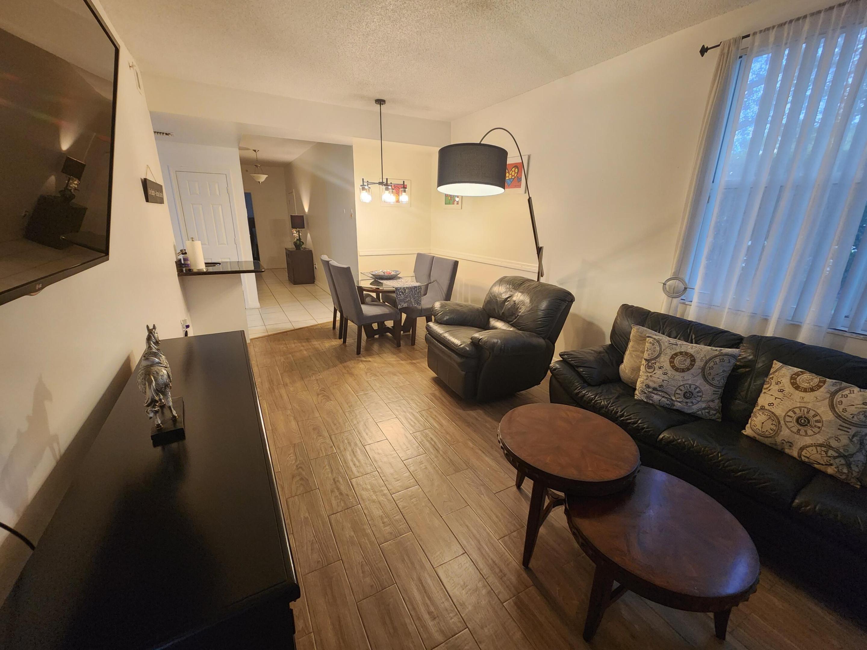 2020 Greenview Shores Boulevard 101 Property Photo 3