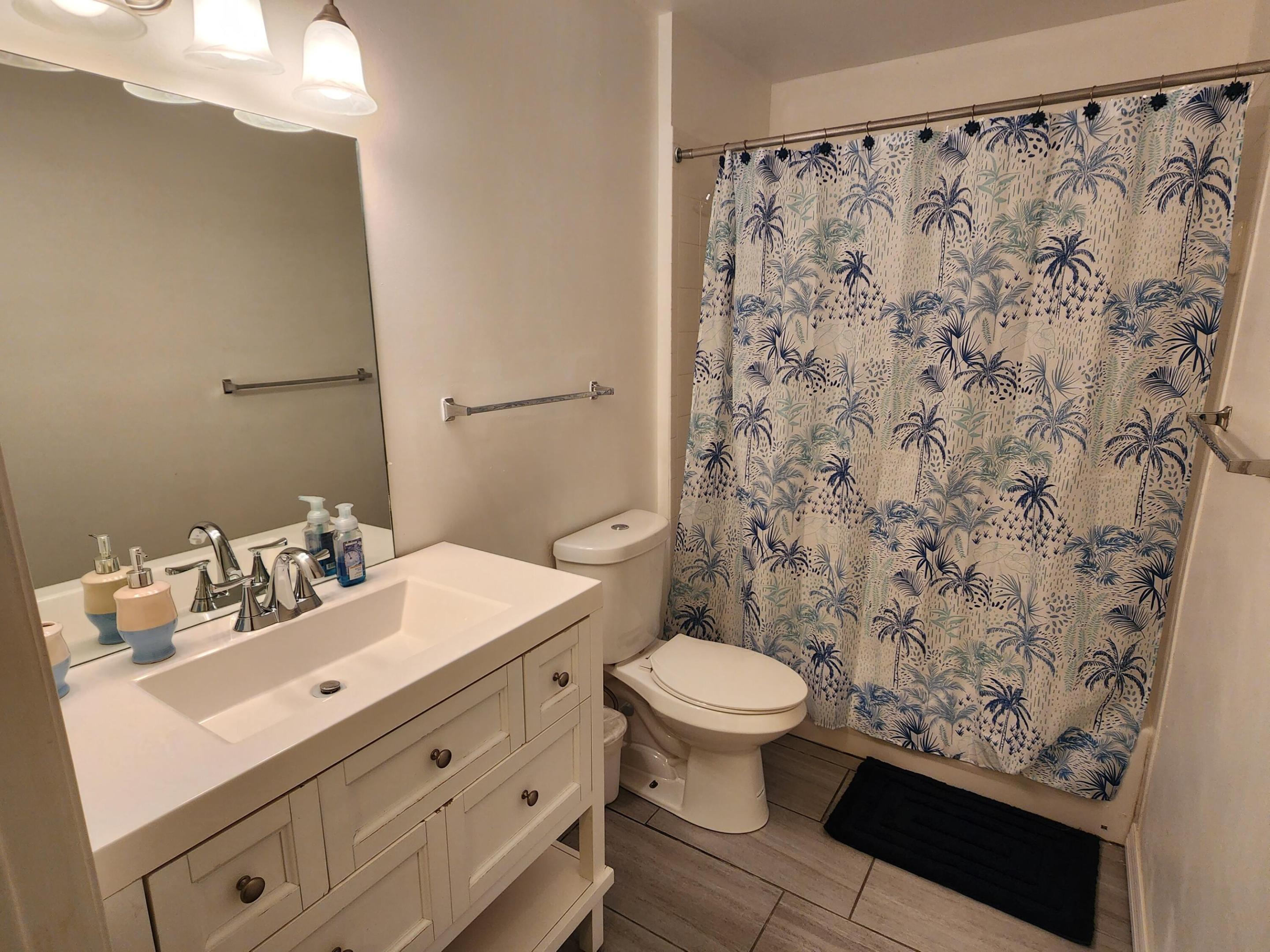 2020 Greenview Shores Boulevard 101 Property Photo 12
