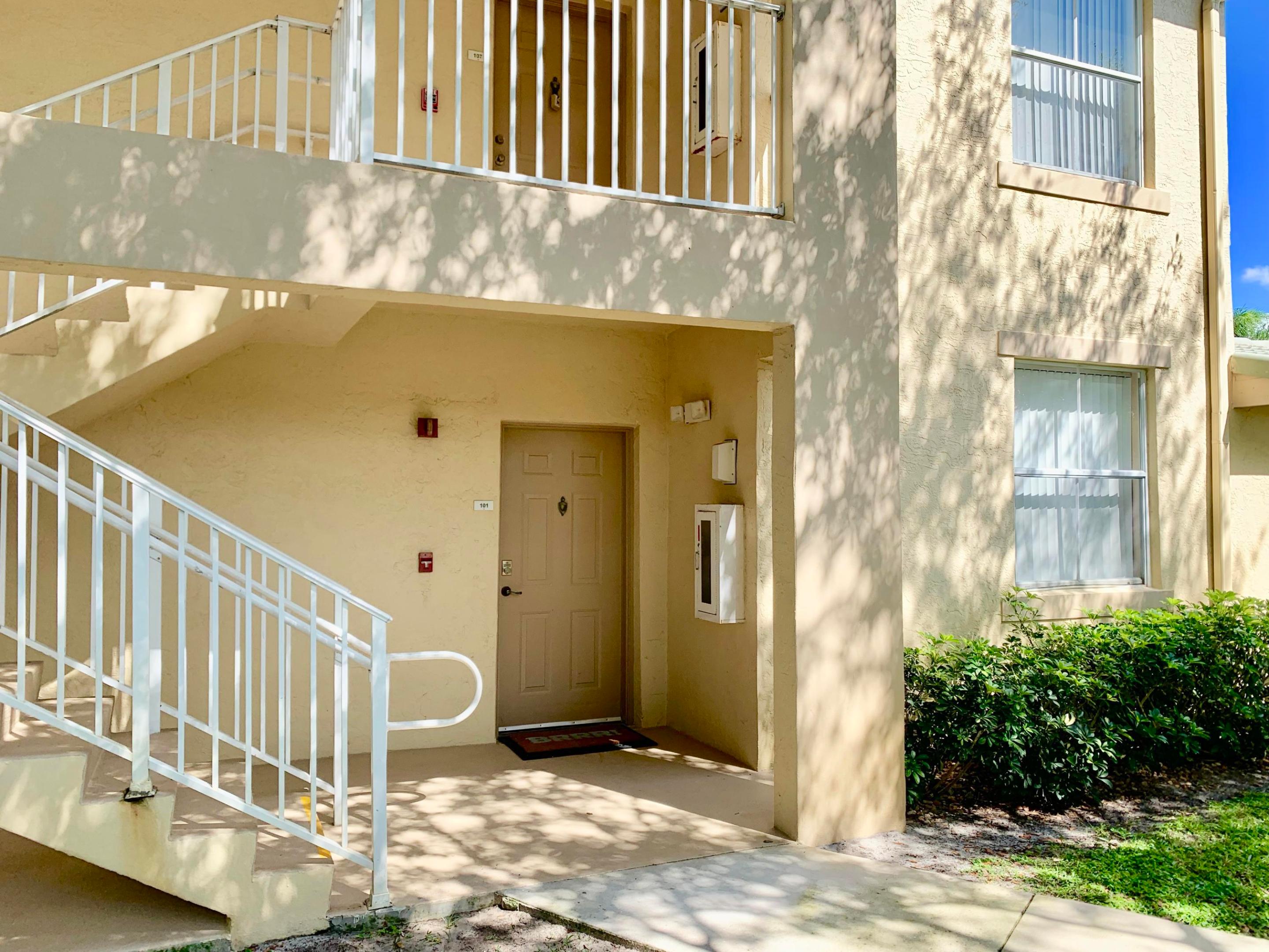 2020 Greenview Shores Boulevard 101 Property Photo 15