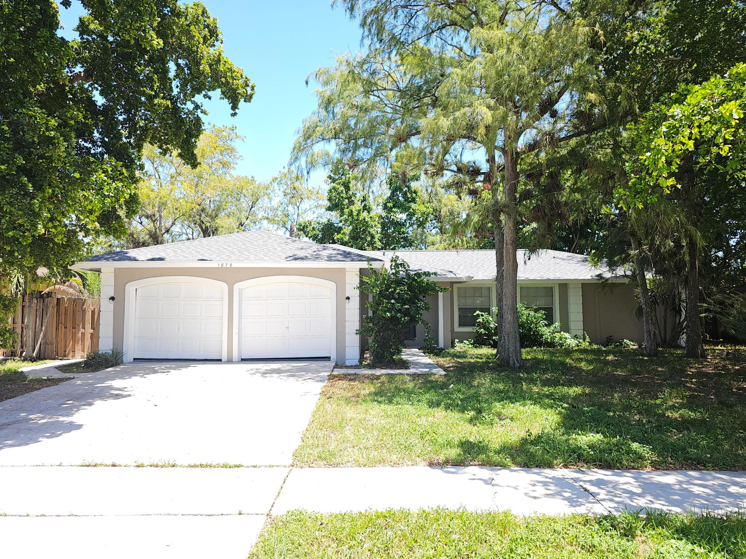 1878 Wisteria Street Property Photo 1