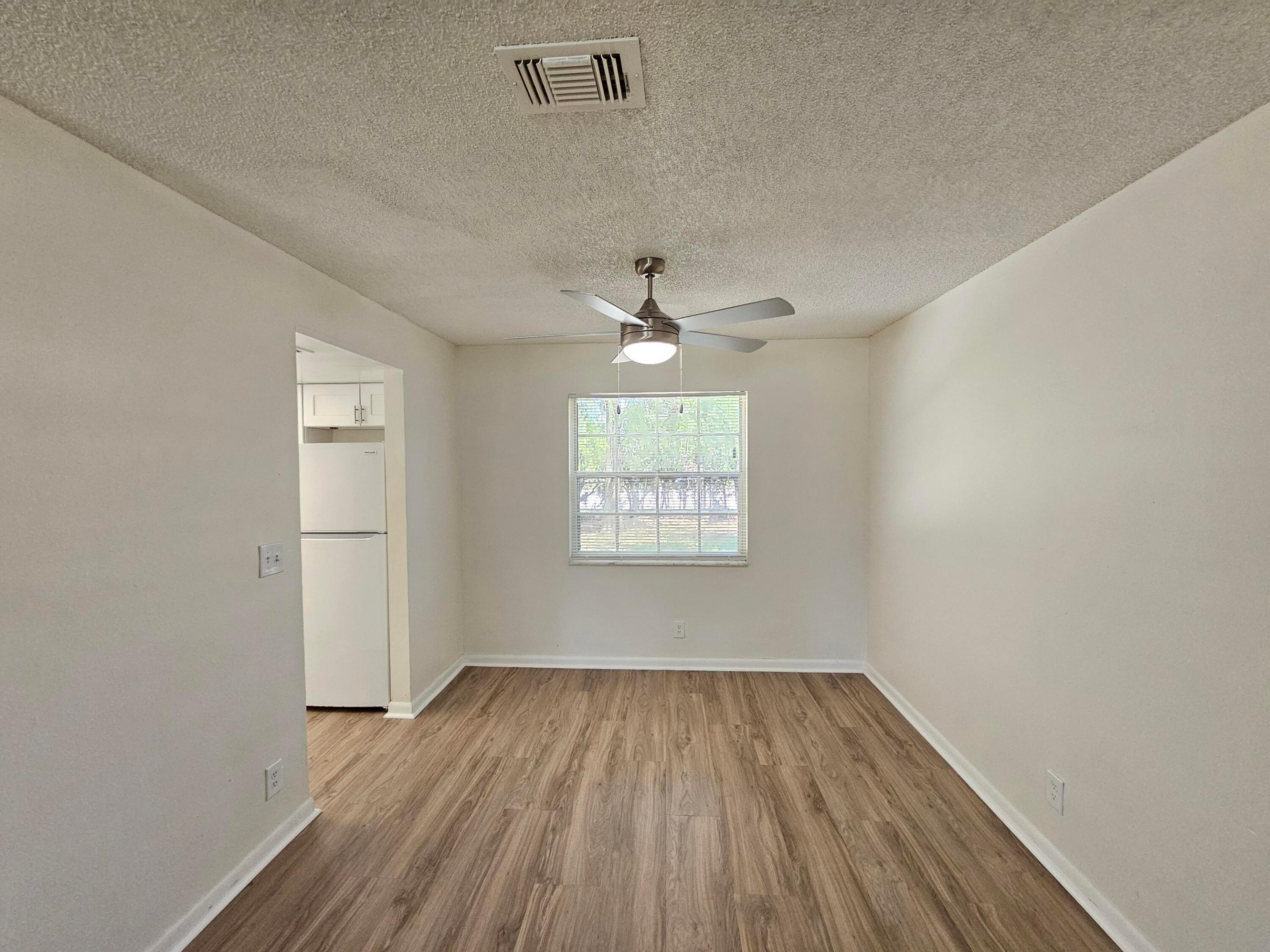 1878 Wisteria Street Property Photo 7