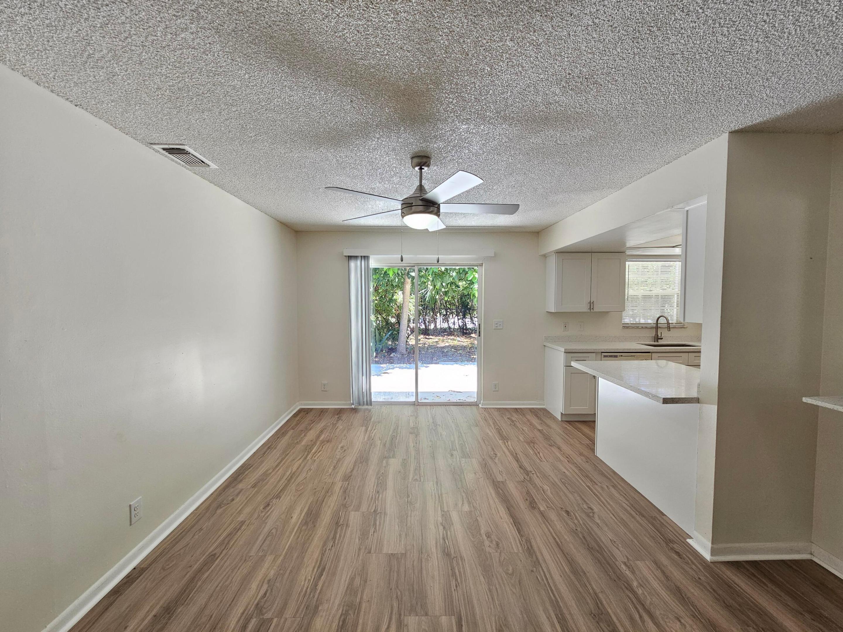1878 Wisteria Street Property Photo 10