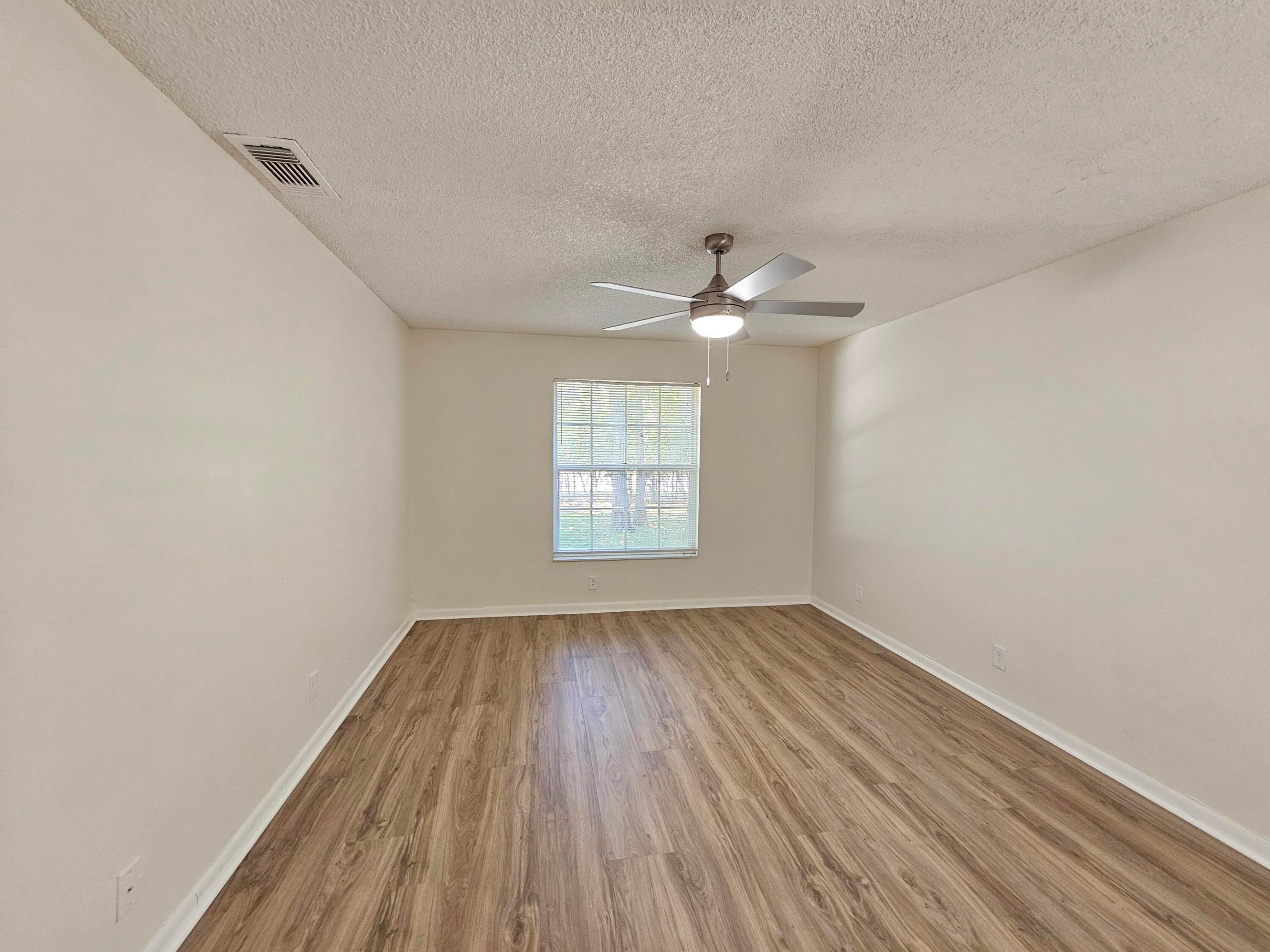 1878 Wisteria Street Property Photo 20
