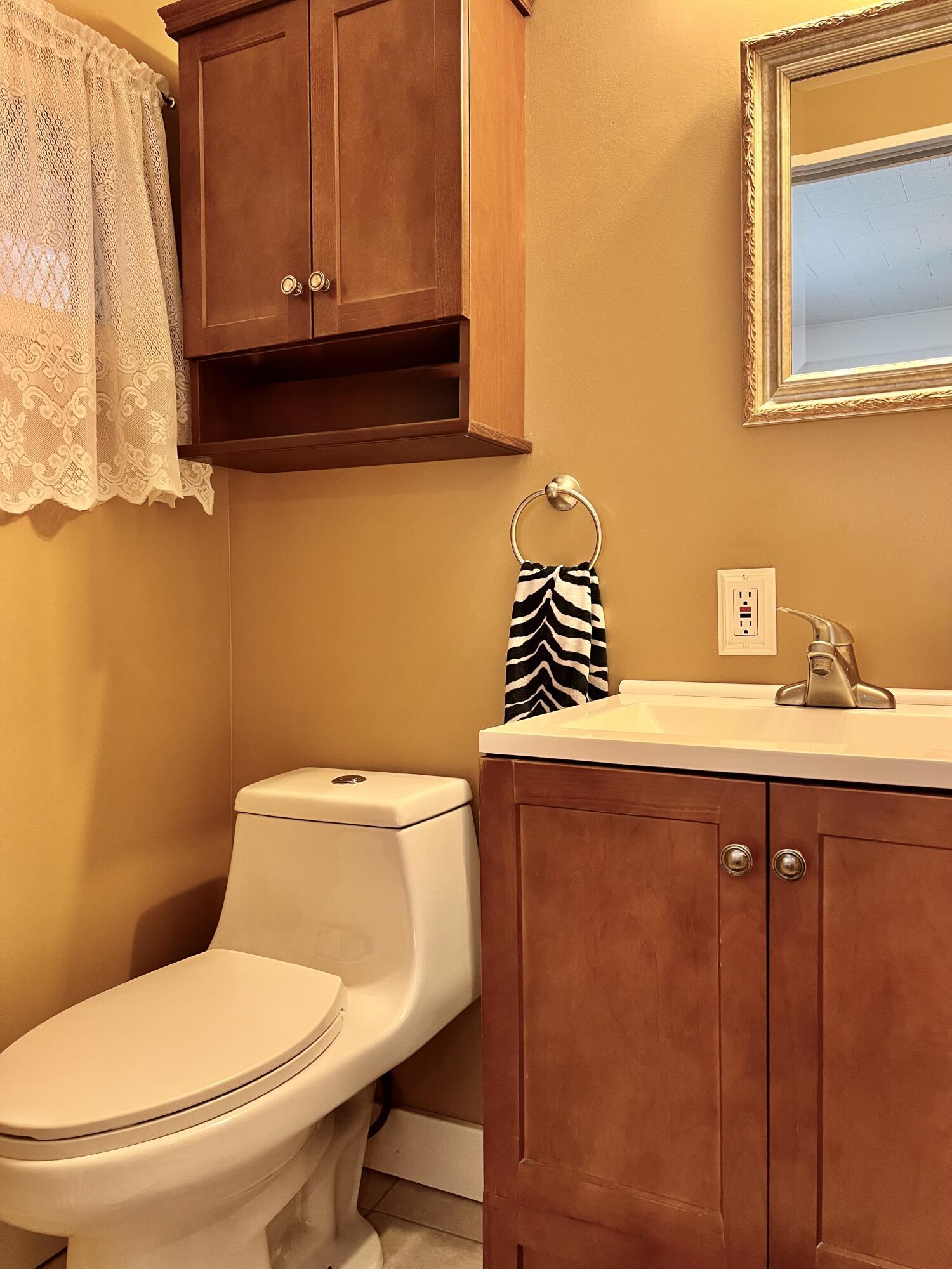 3225 South Street Property Photo 28