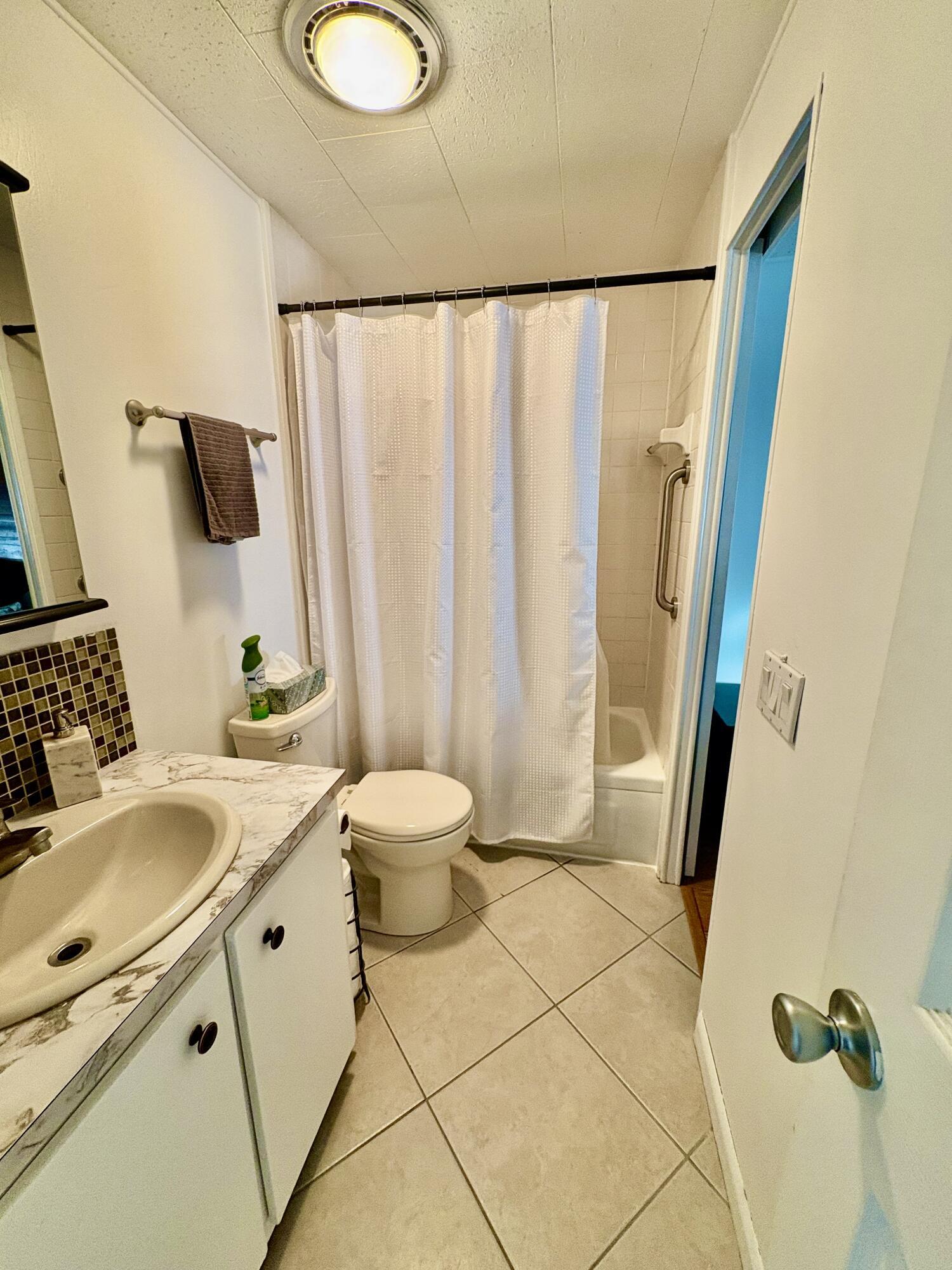 3225 South Street Property Photo 35