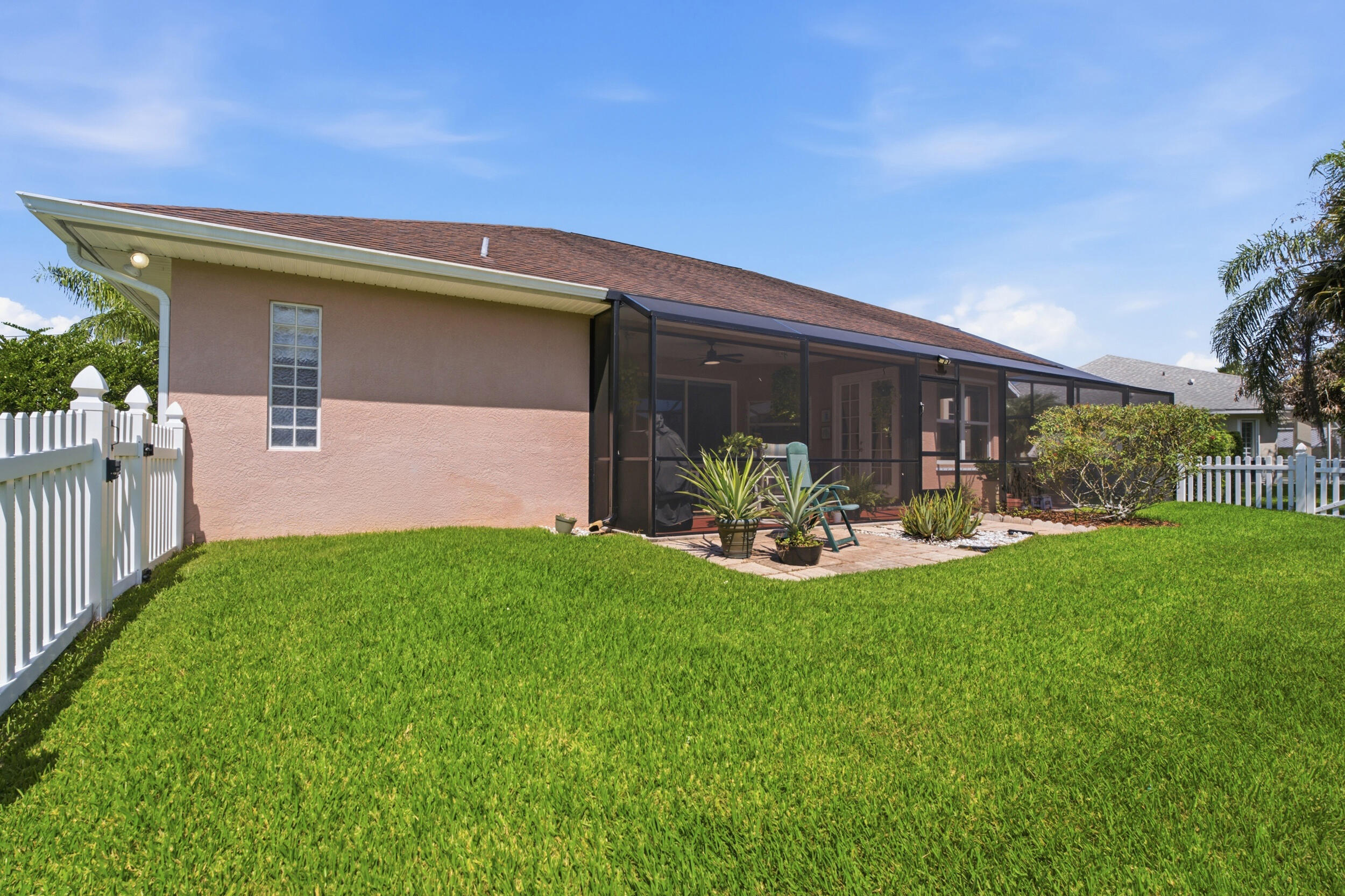 6445 36th Place Property Photo 16