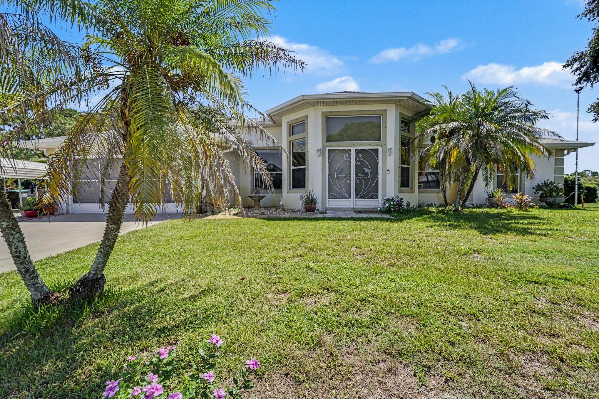 1227 Zanzibar Road Se Property Photo 1