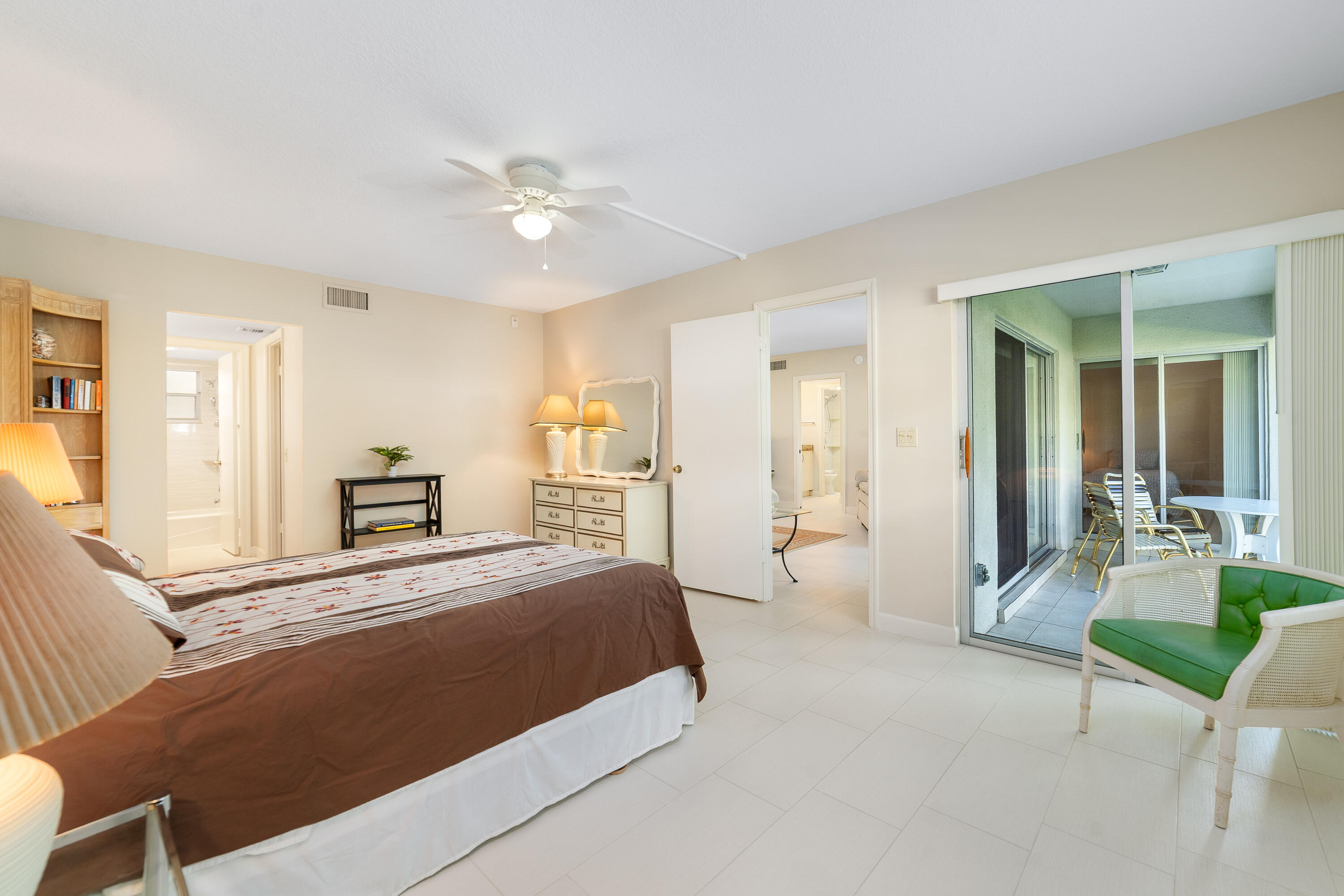 1170 Sugar Sands Boulevard 407 Property Photo 8