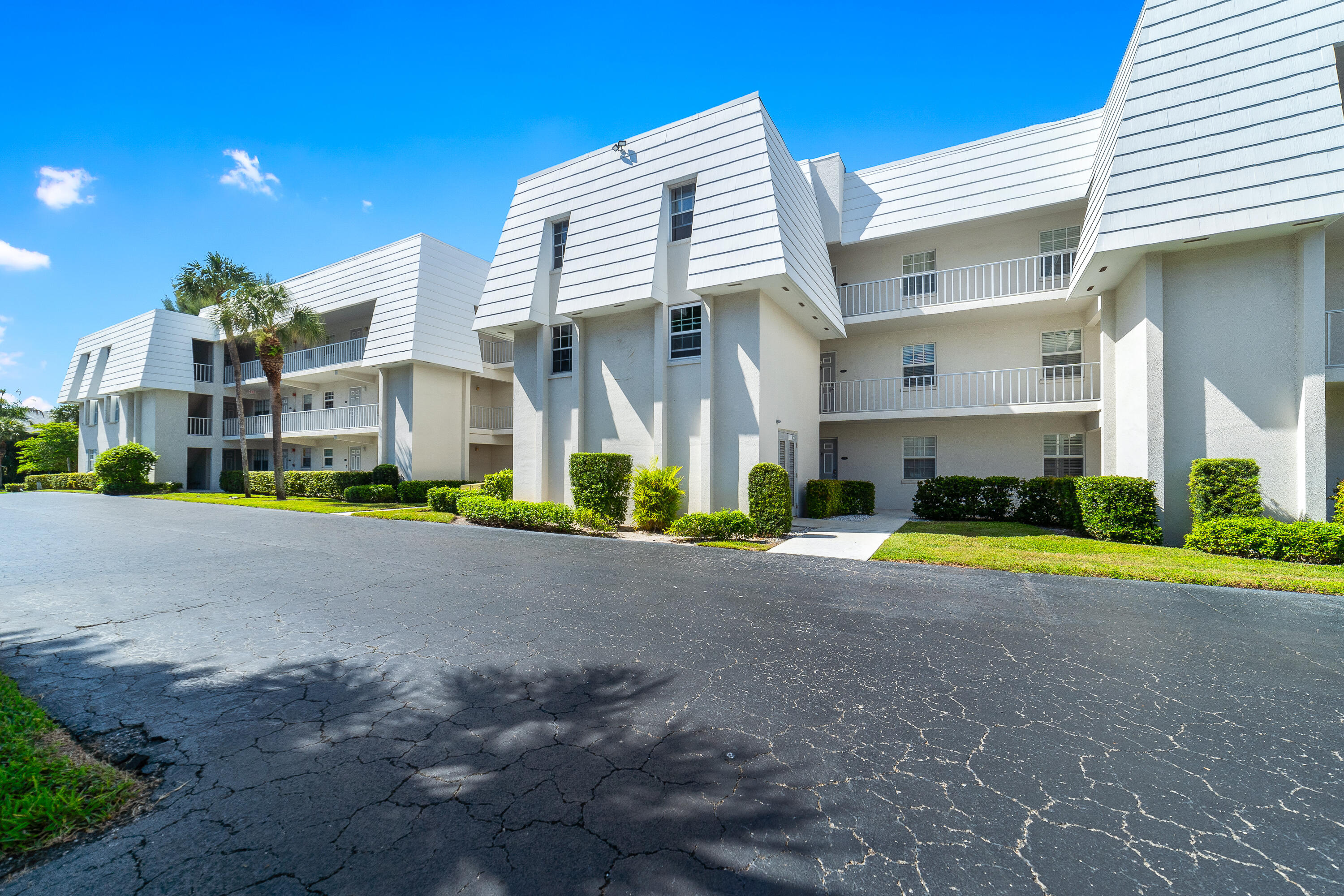 1170 Sugar Sands Boulevard 407 Property Photo 17