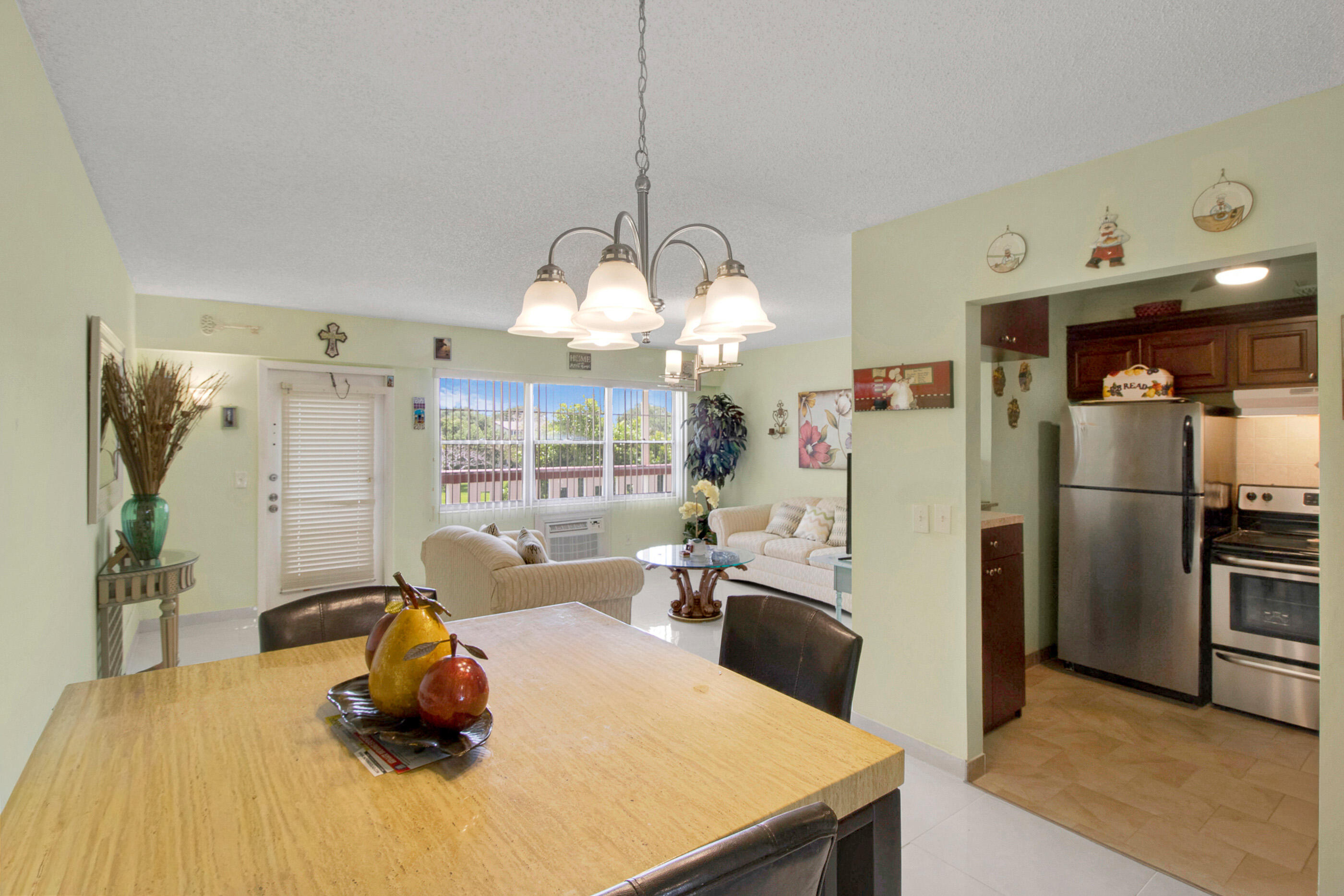 412 Brighton J Property Photo 13