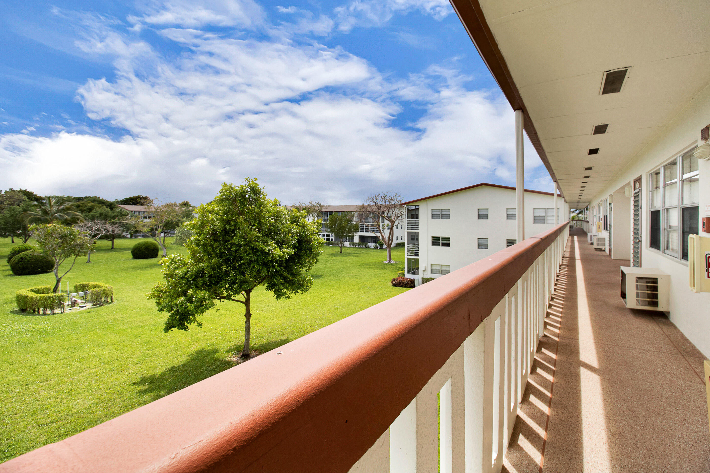 412 Brighton J Property Photo 15
