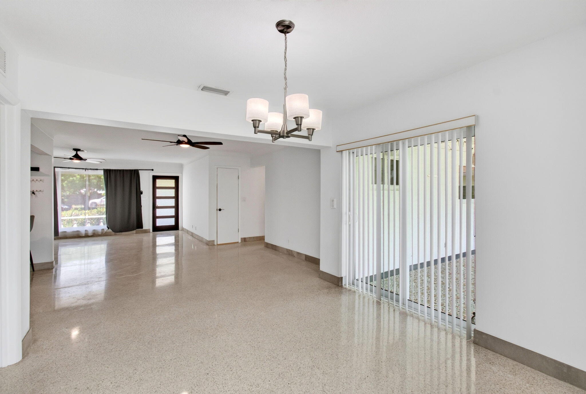 200 Ne 28th Terrace Property Photo 17