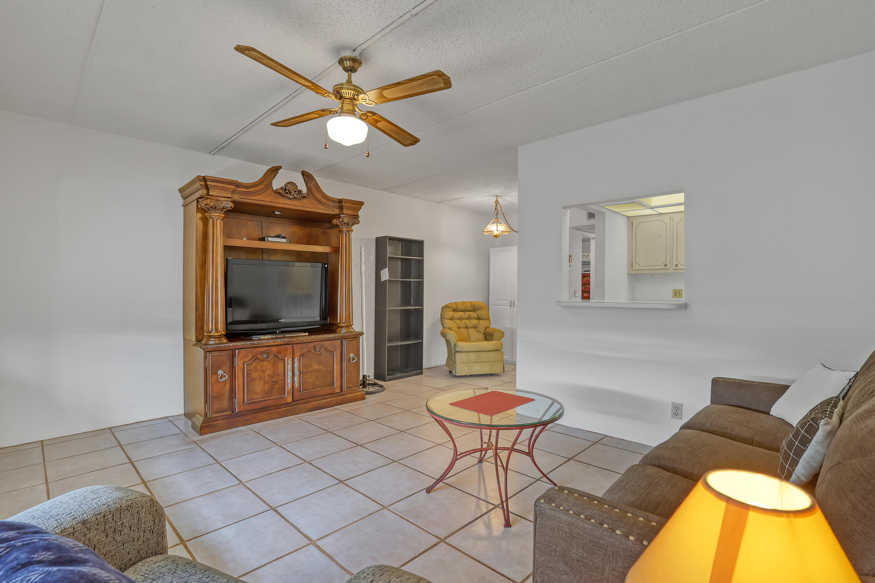400 Village Green Circle W 117 Property Photo 6