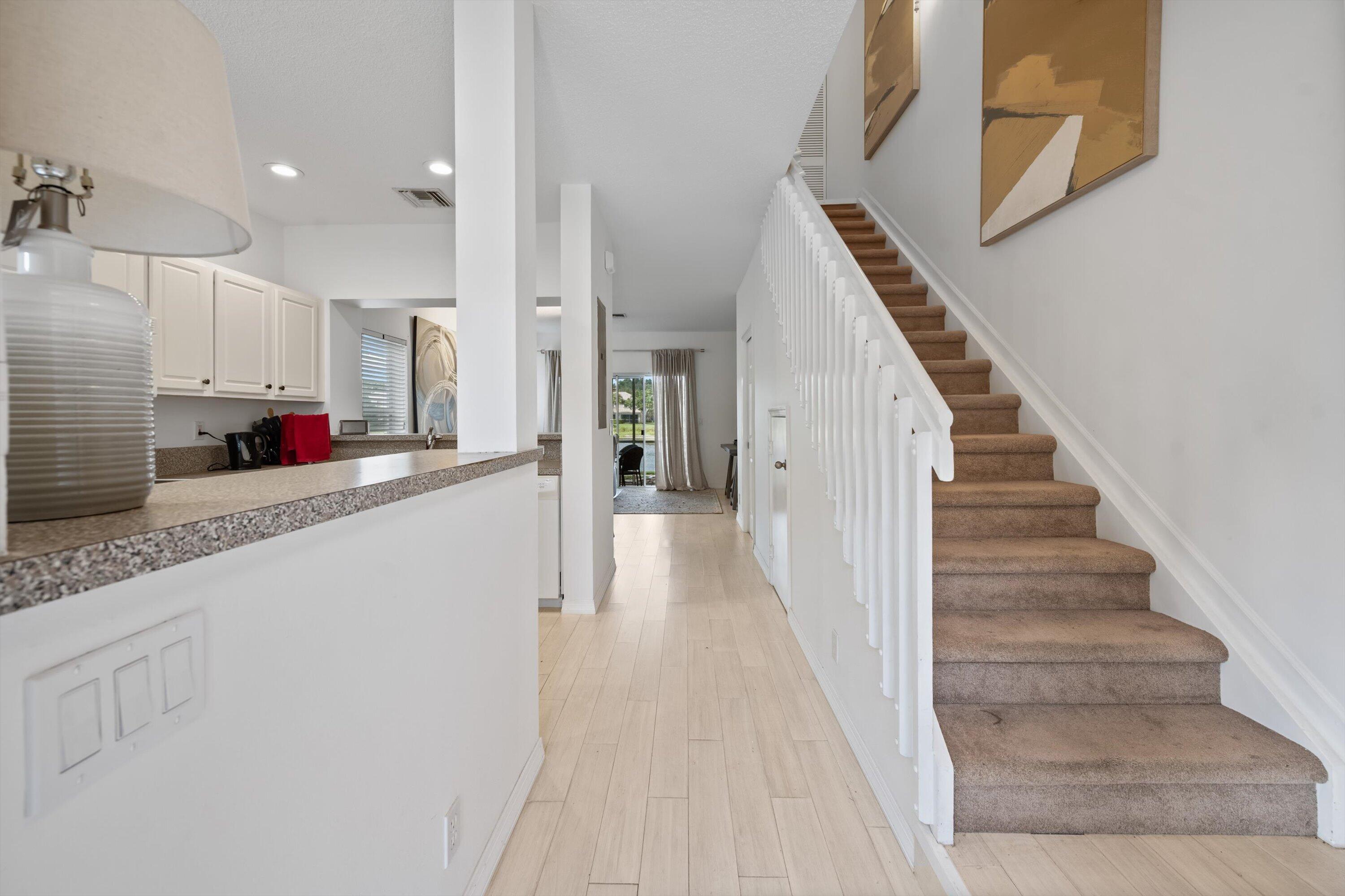 5072 Palmbrooke Circle Property Photo 3