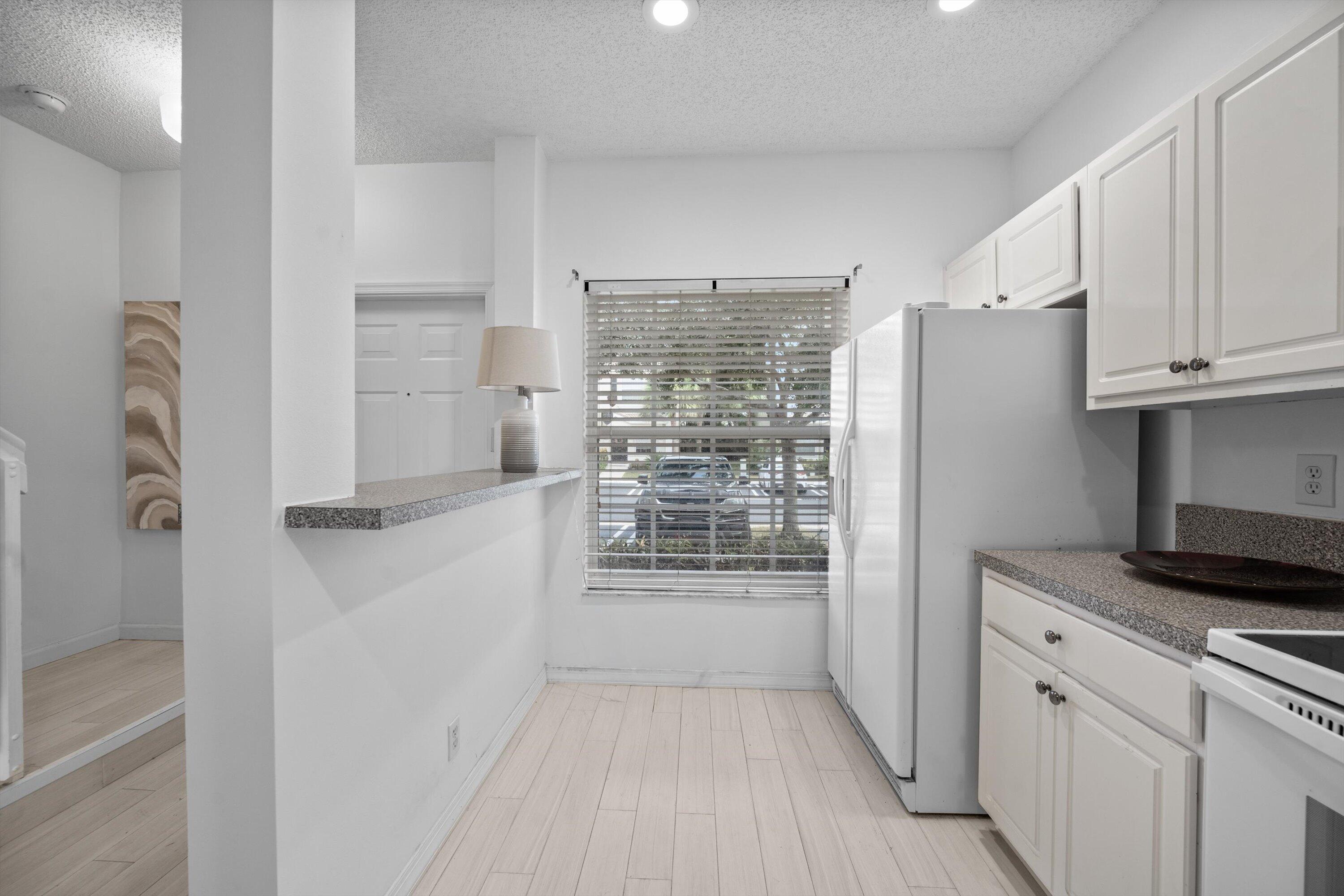 5072 Palmbrooke Circle Property Photo 7