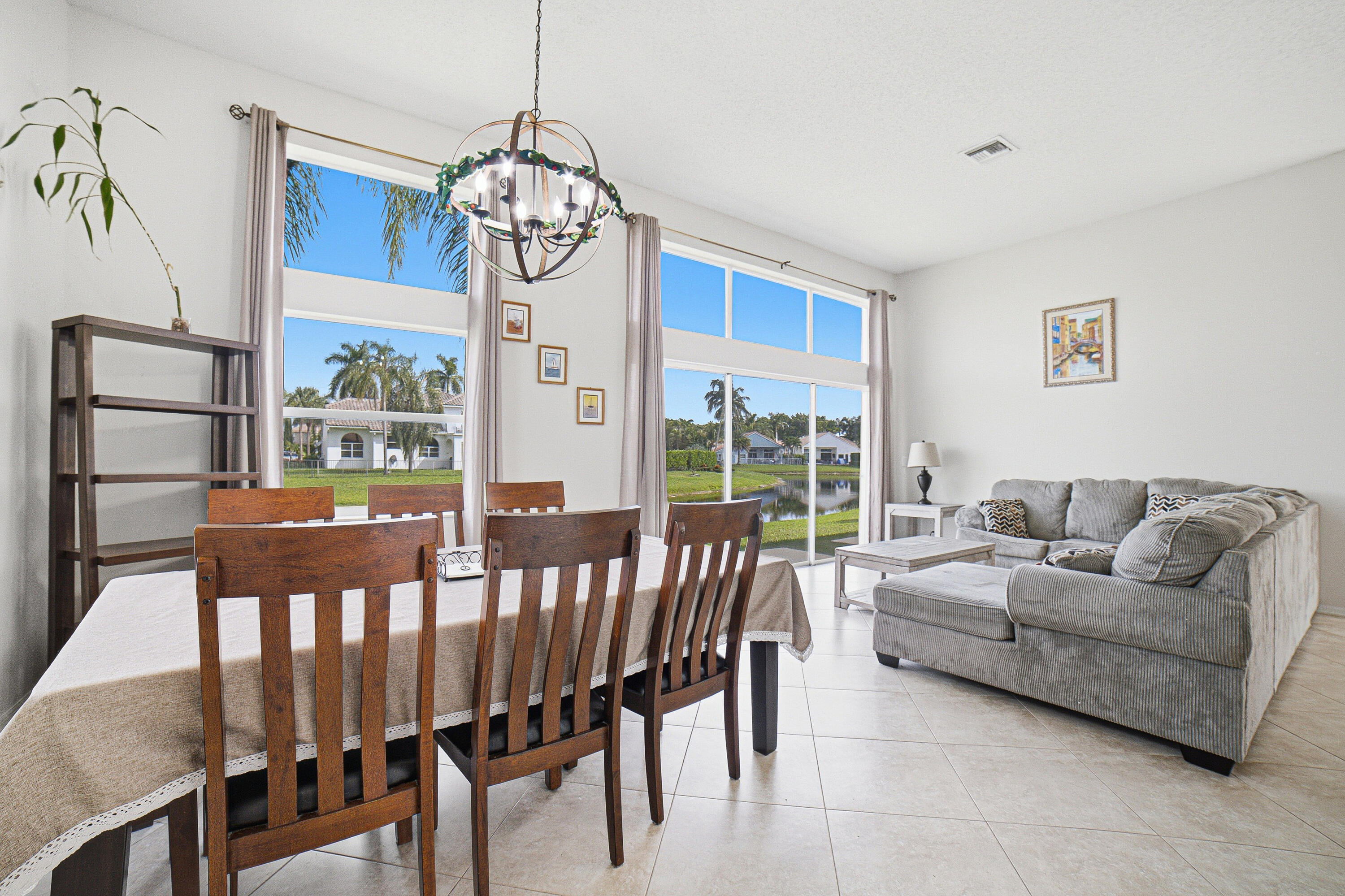 10599 Saint Thomas Drive Property Photo 10